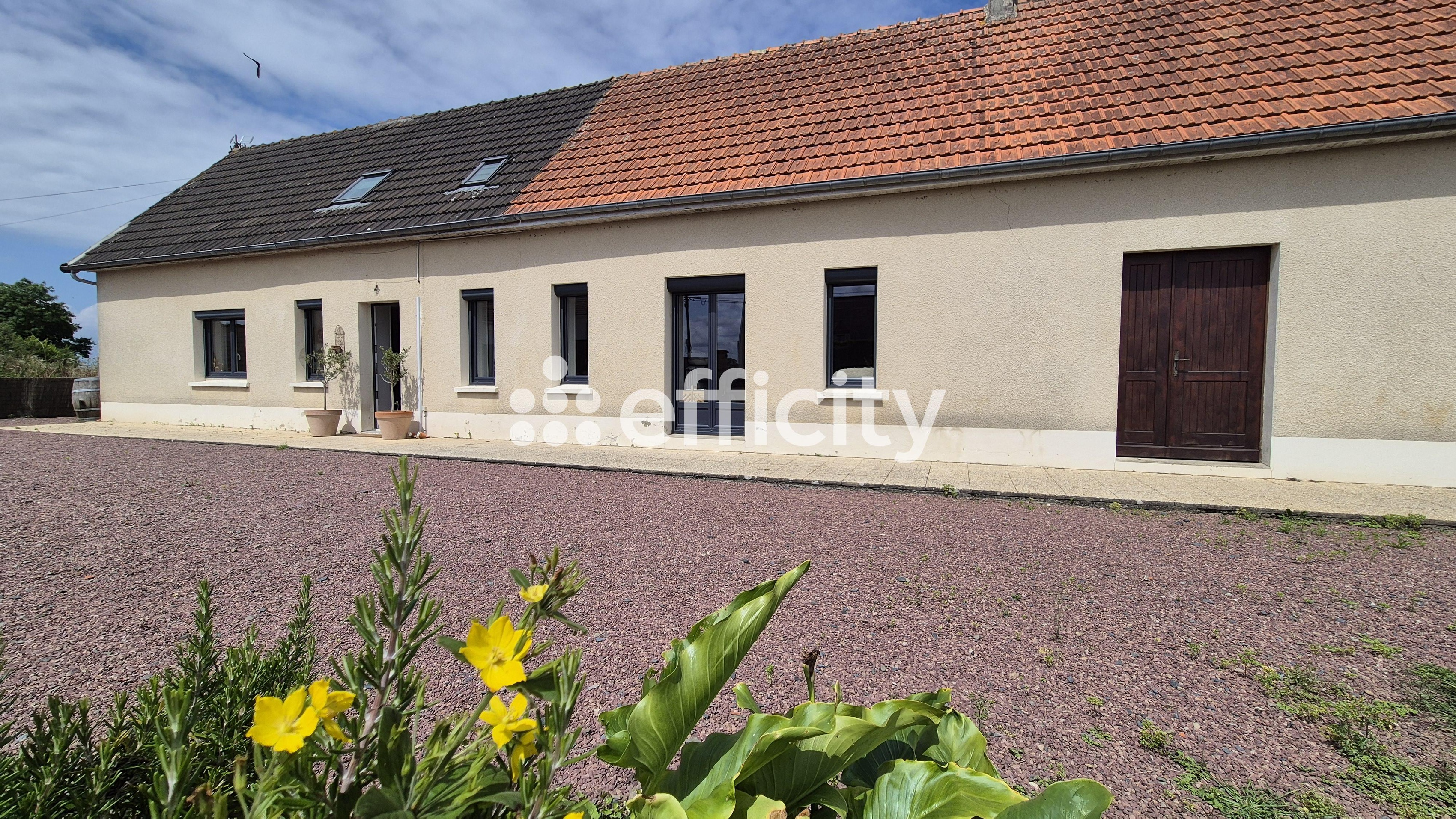Achat immobilier Maison 7 pièces  145m2 à Isigny-sur-Mer (14230) - Photo n°1