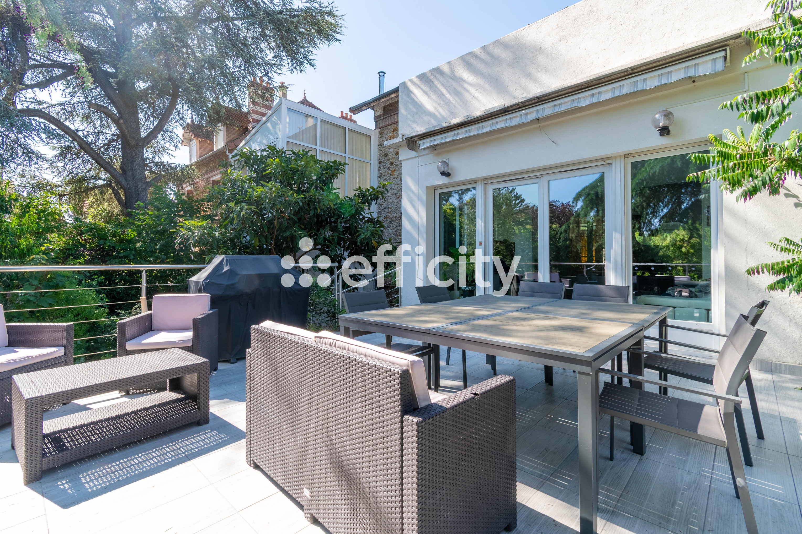 maison 8 pièces - 182m2 à Villeneuve-le-Roi (94290)