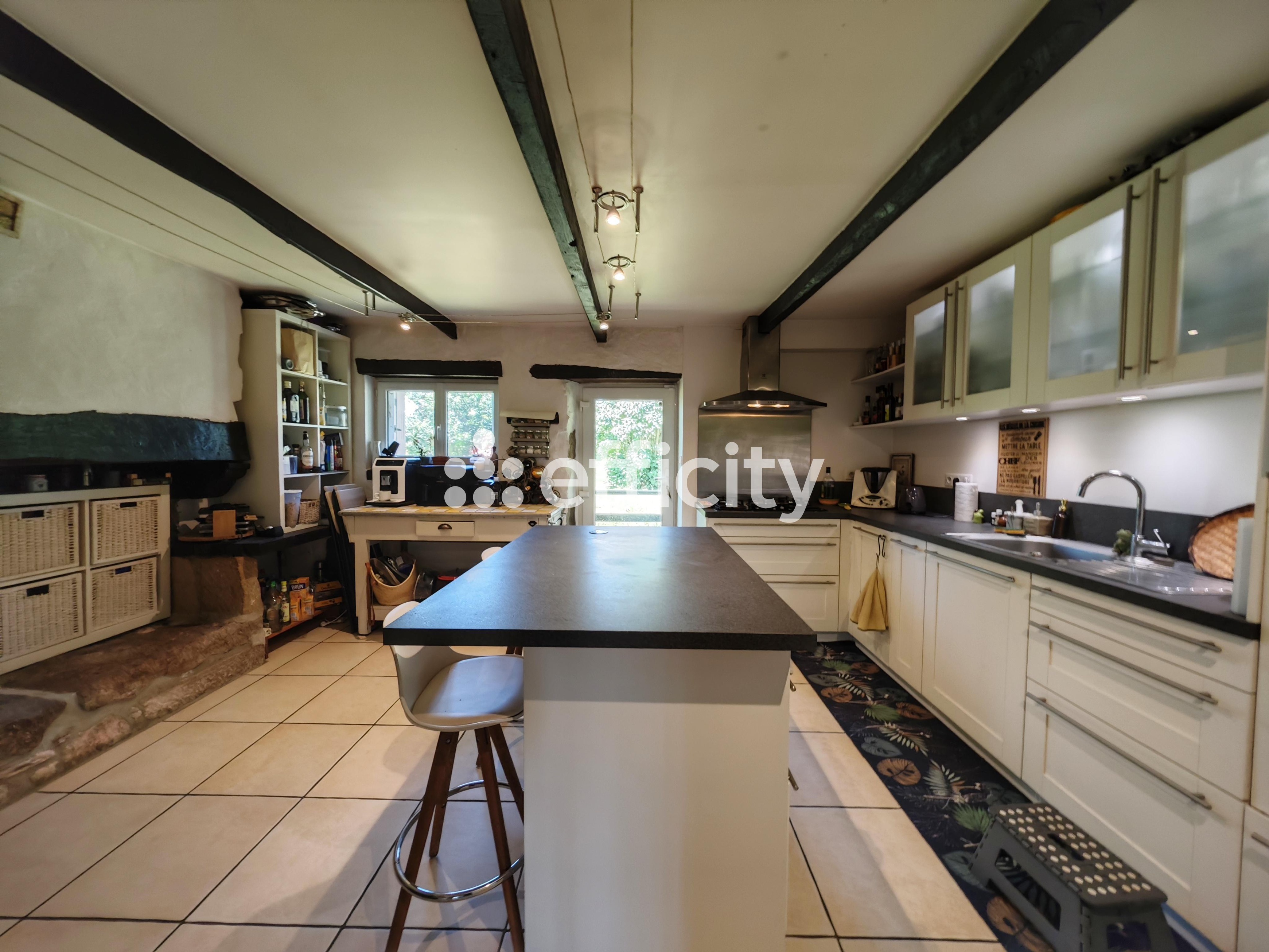 Achat immobilier Maison 20 pièces  466m2 à Plomodiern (29550) - Photo n°8