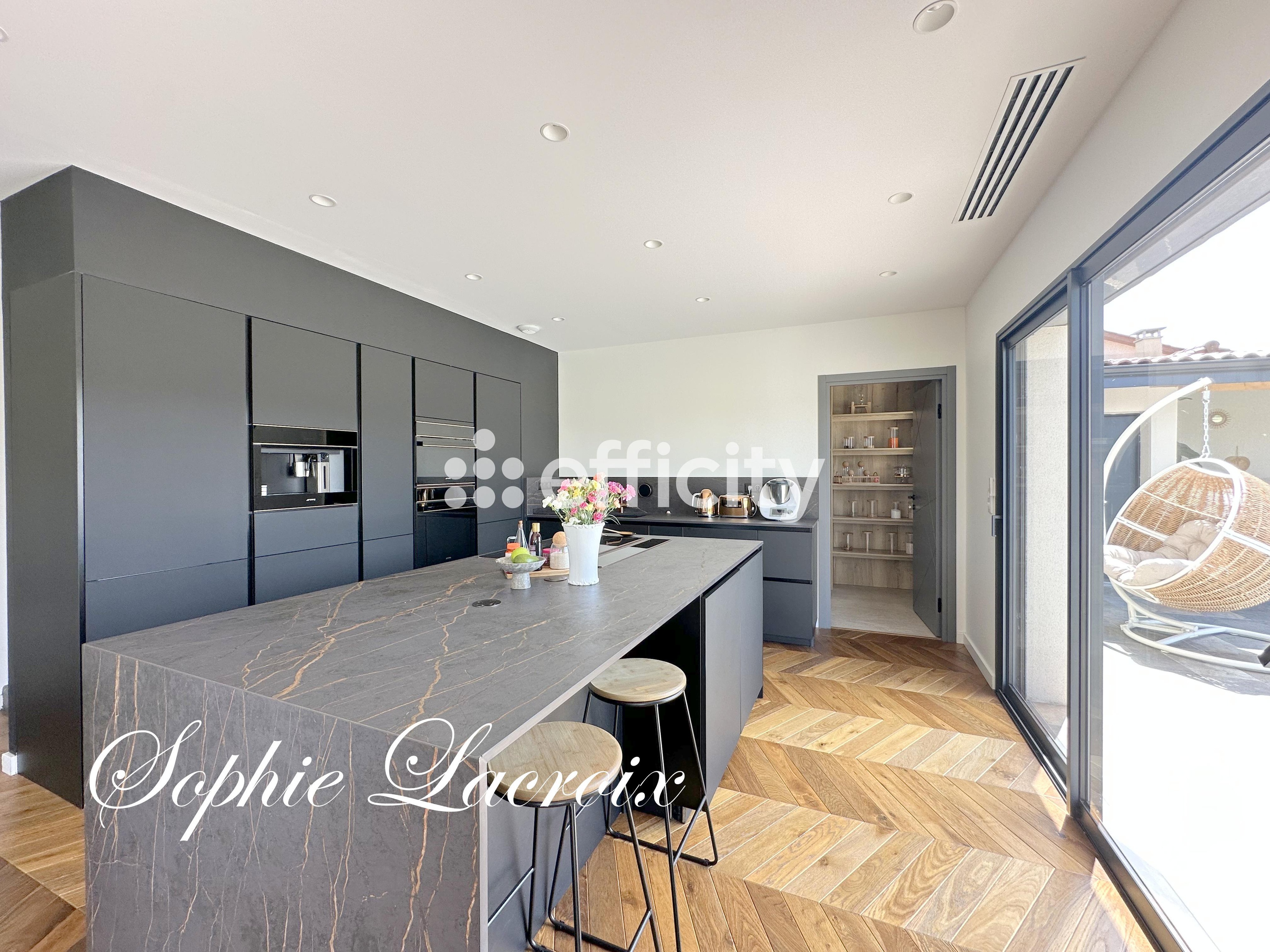 Achat immobilier Maison 7 pièces  191m2 à Sablons (38550) - Photo n°5