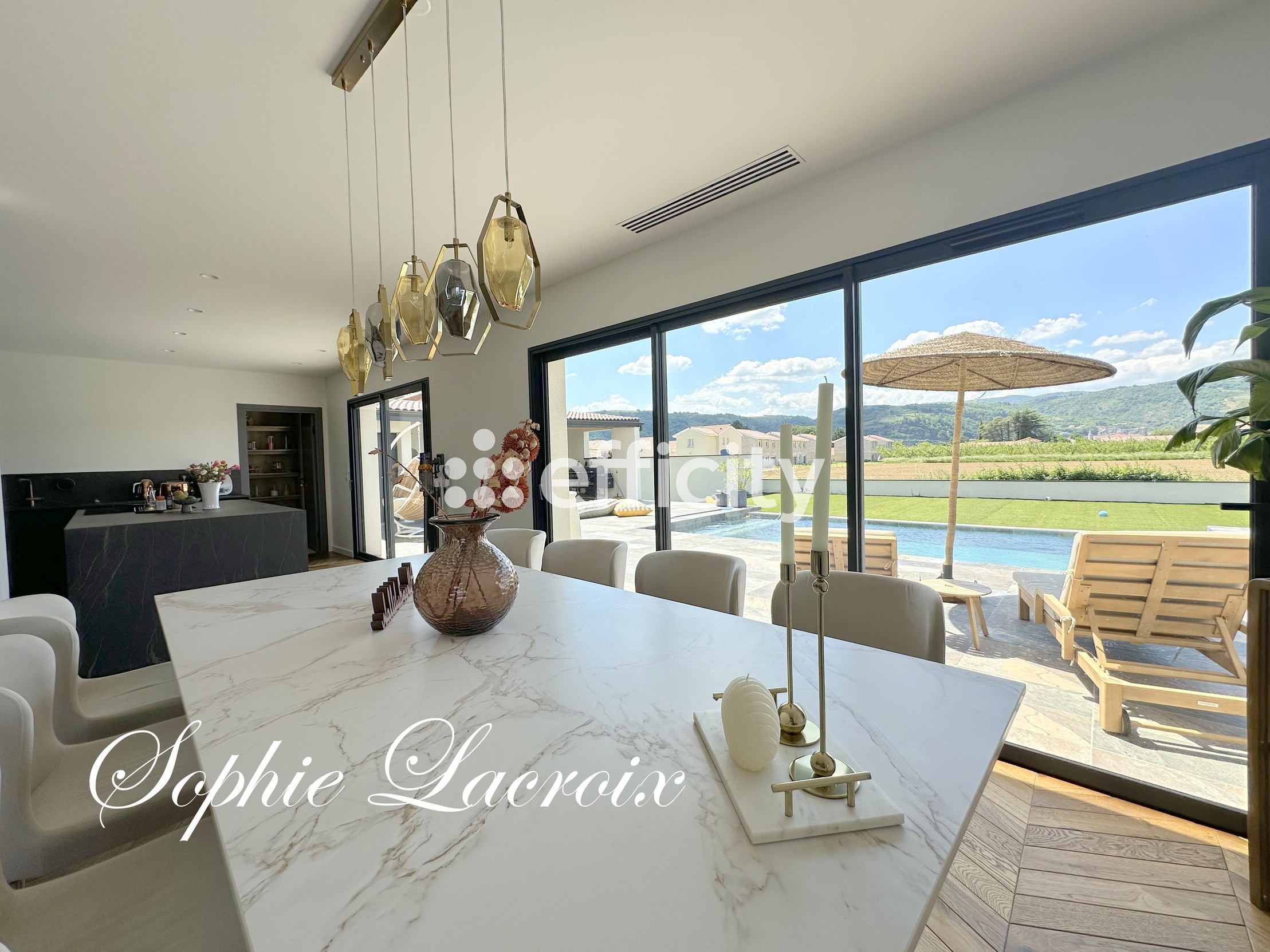 maison 7 pièces - 191m2 à Sablons (38550)