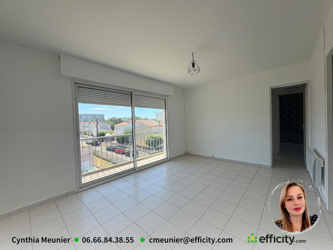 Achat immobilier Appartement 3 pièces  55m2 à Cognac (16100) - Photo n°1