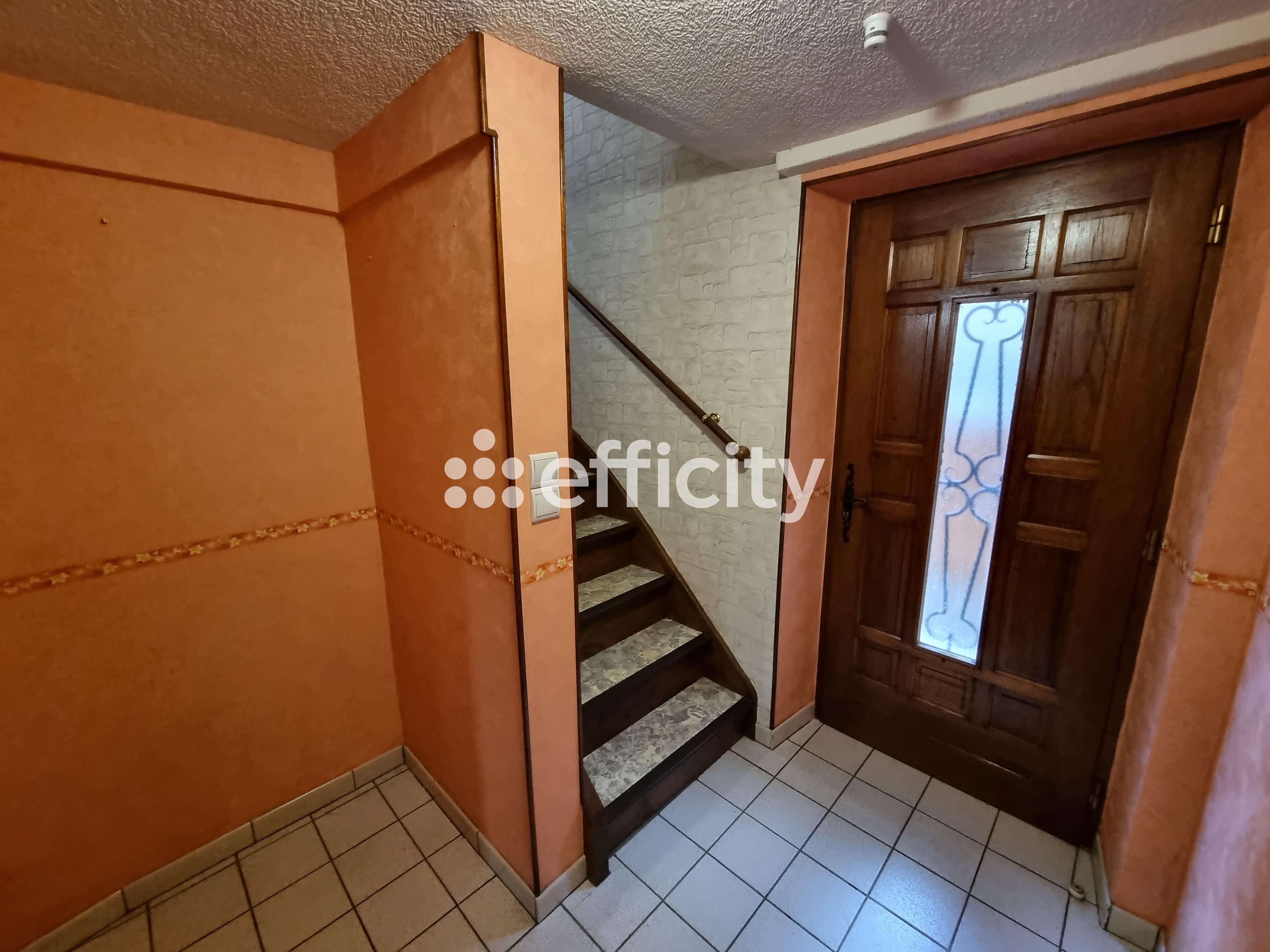 Achat immobilier Maison 9 pièces  126m2 à Saint-Chély-d'Apcher (48200) - Photo n°24