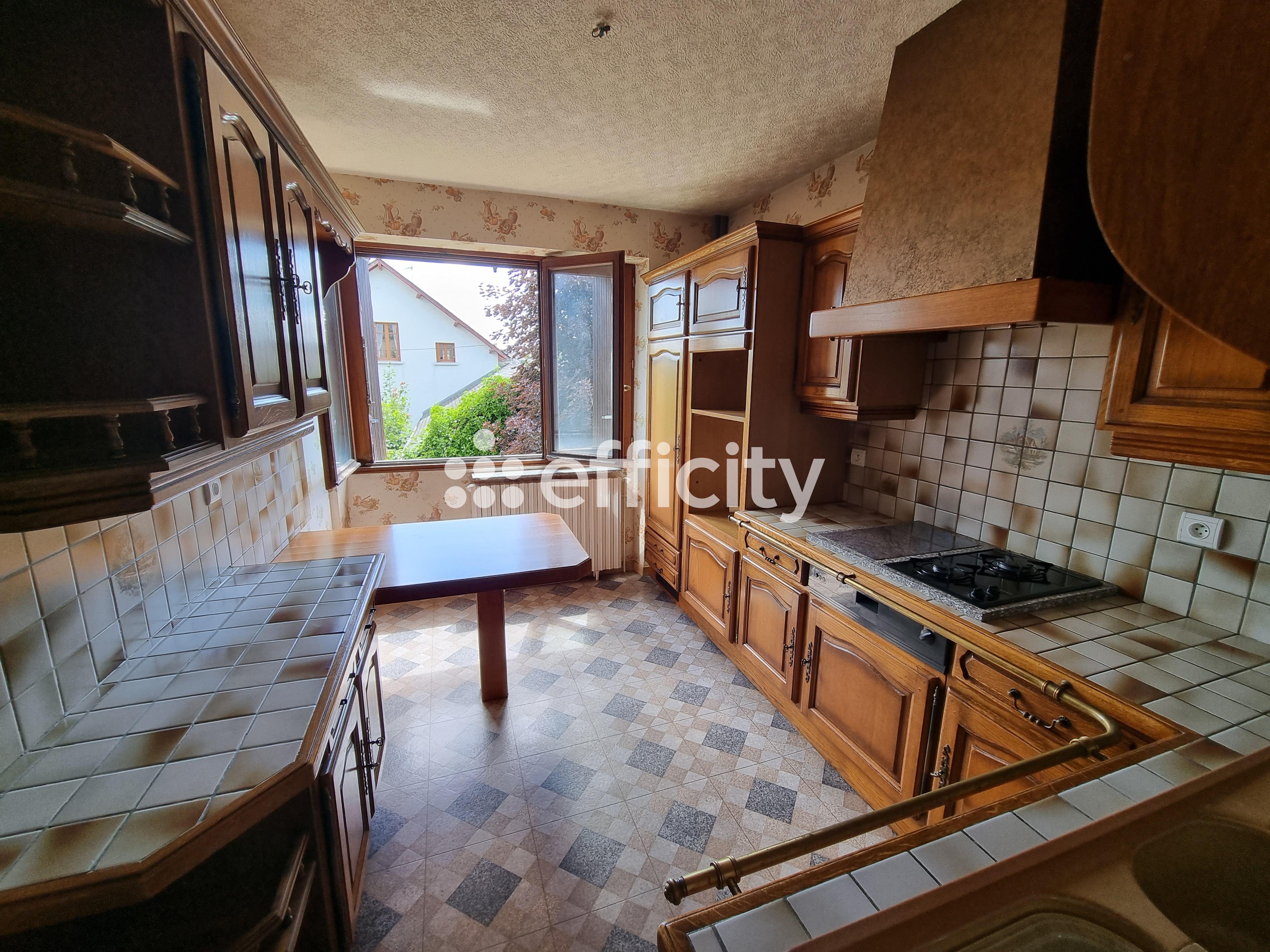 Achat immobilier Maison 9 pièces  126m2 à Saint-Chély-d'Apcher (48200) - Photo n°7