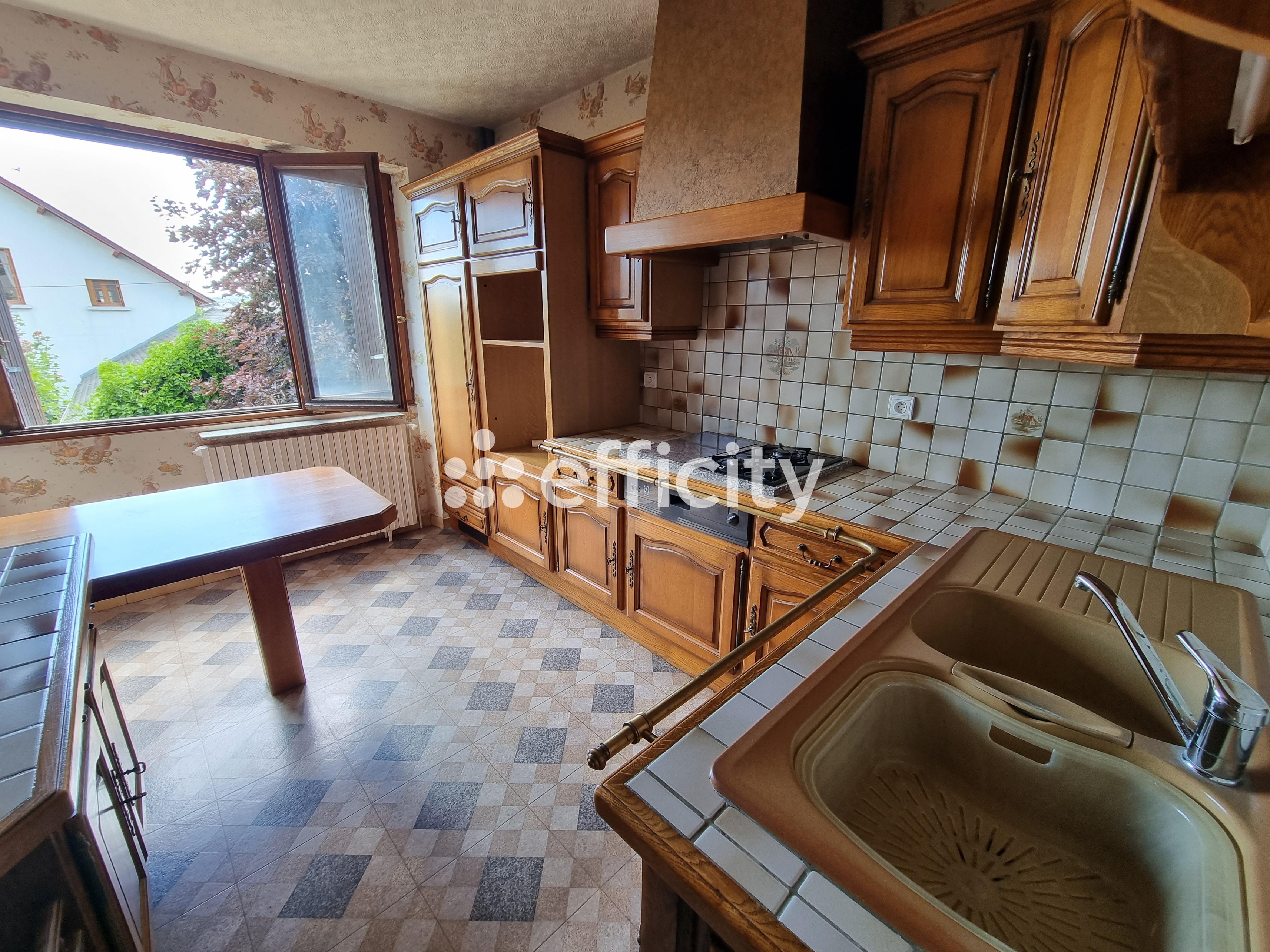 Achat immobilier Maison 9 pièces  126m2 à Saint-Chély-d'Apcher (48200) - Photo n°6