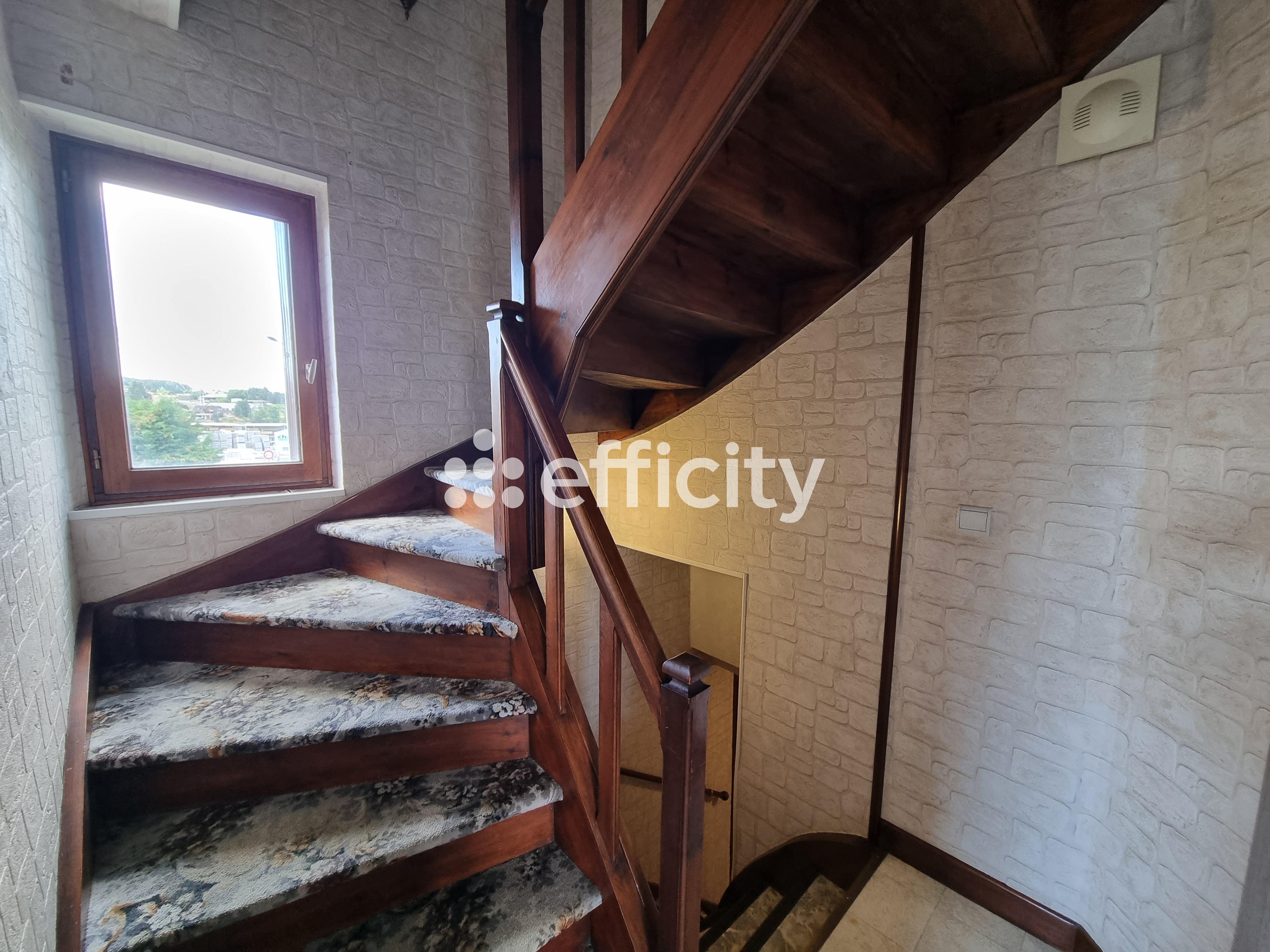 Achat immobilier Maison 9 pièces  126m2 à Saint-Chély-d'Apcher (48200) - Photo n°11