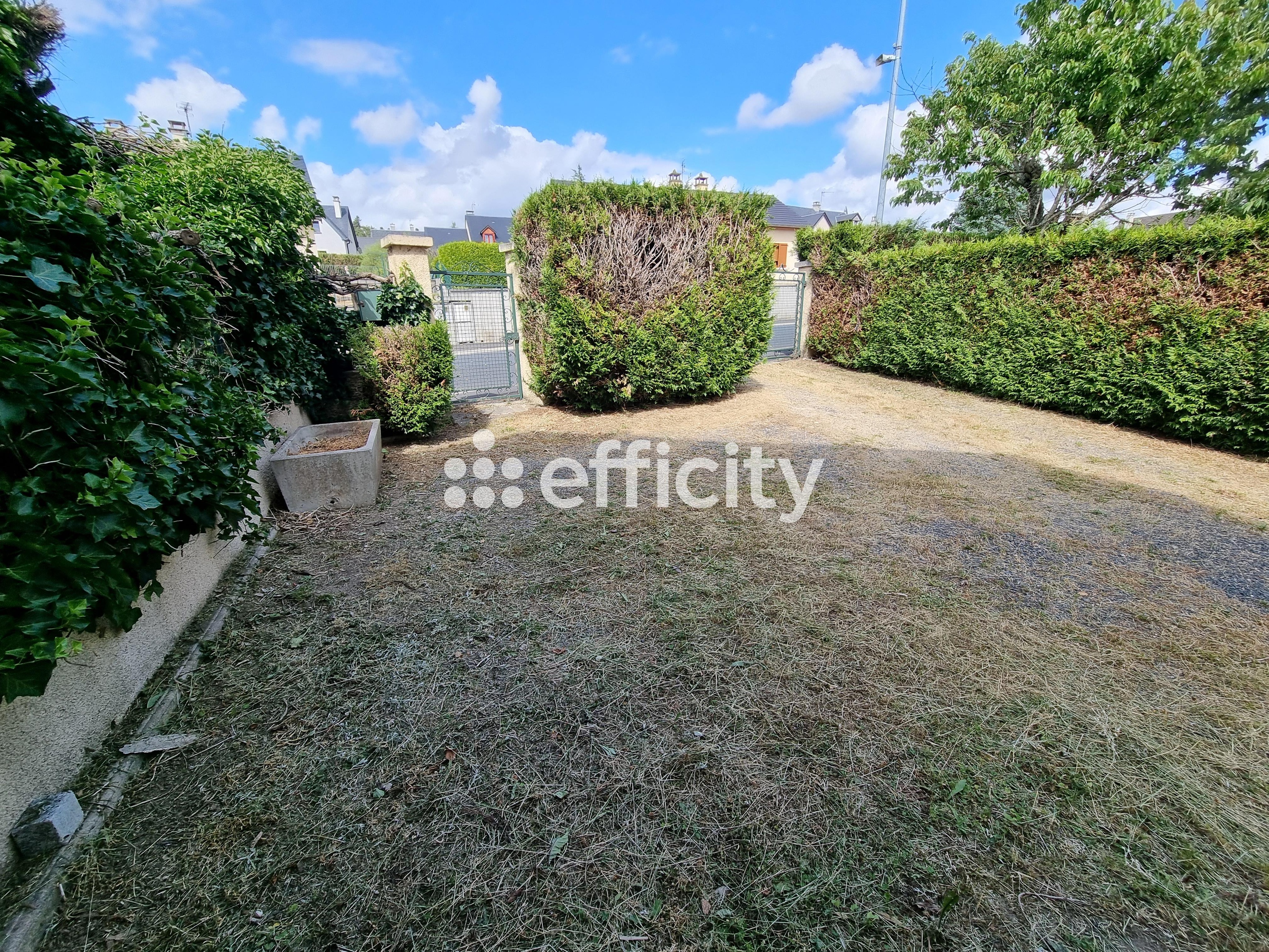 Achat immobilier Maison 9 pièces  126m2 à Saint-Chély-d'Apcher (48200) - Photo n°26