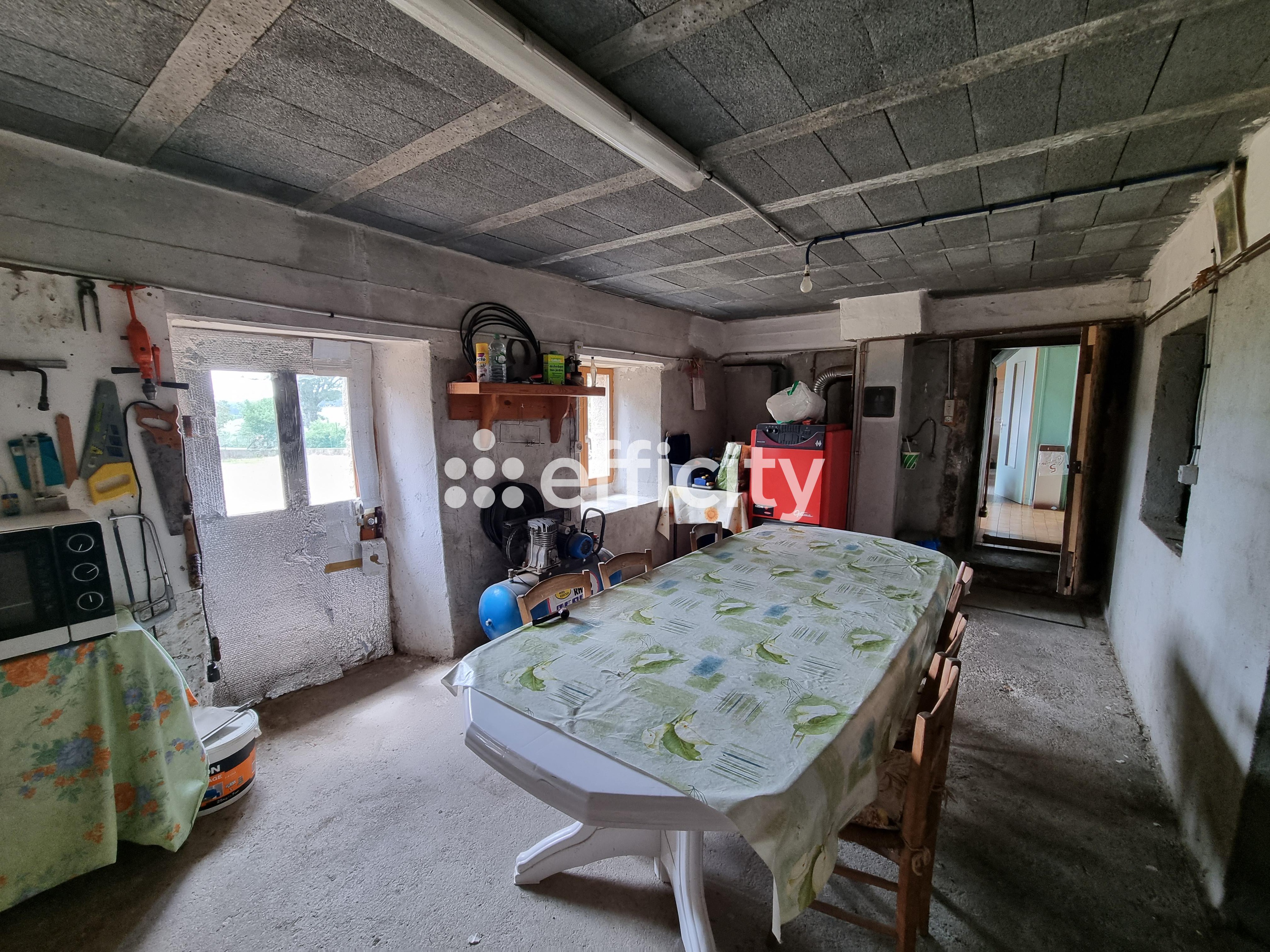 Achat immobilier Maison 10 pièces  141m2 à Saint-Alban-sur-Limagnole (48120) - Photo n°24