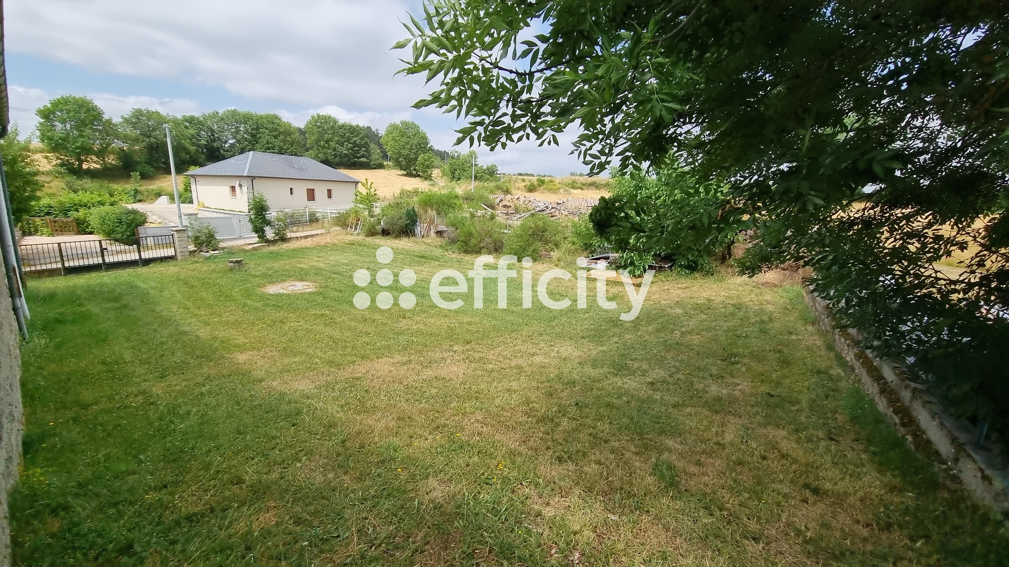 Achat immobilier Maison 10 pièces  141m2 à Saint-Alban-sur-Limagnole (48120) - Photo n°8