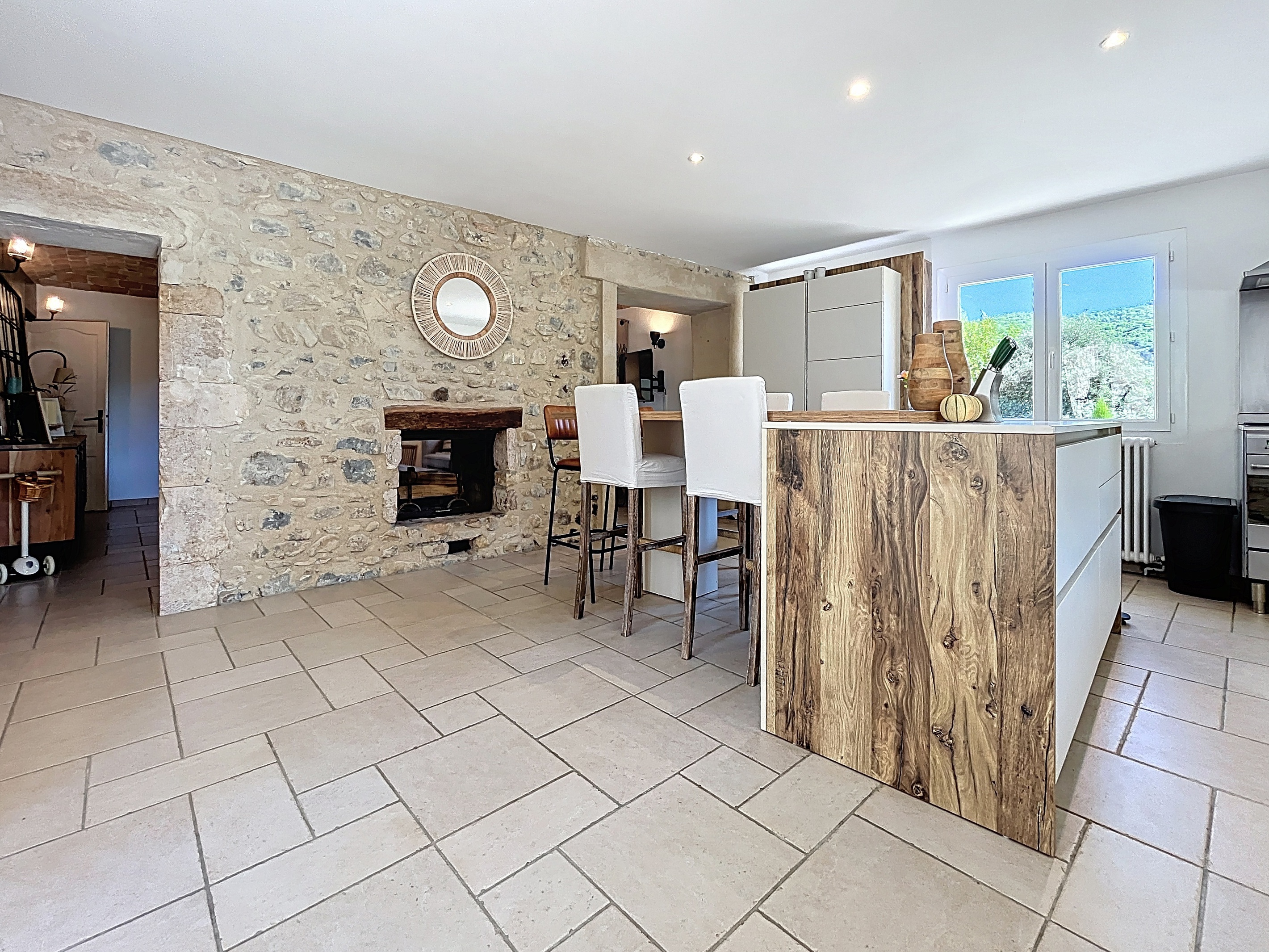 Achat immobilier Maison 9 pièces  271m2 à Mirmande (26270) - Photo n°19