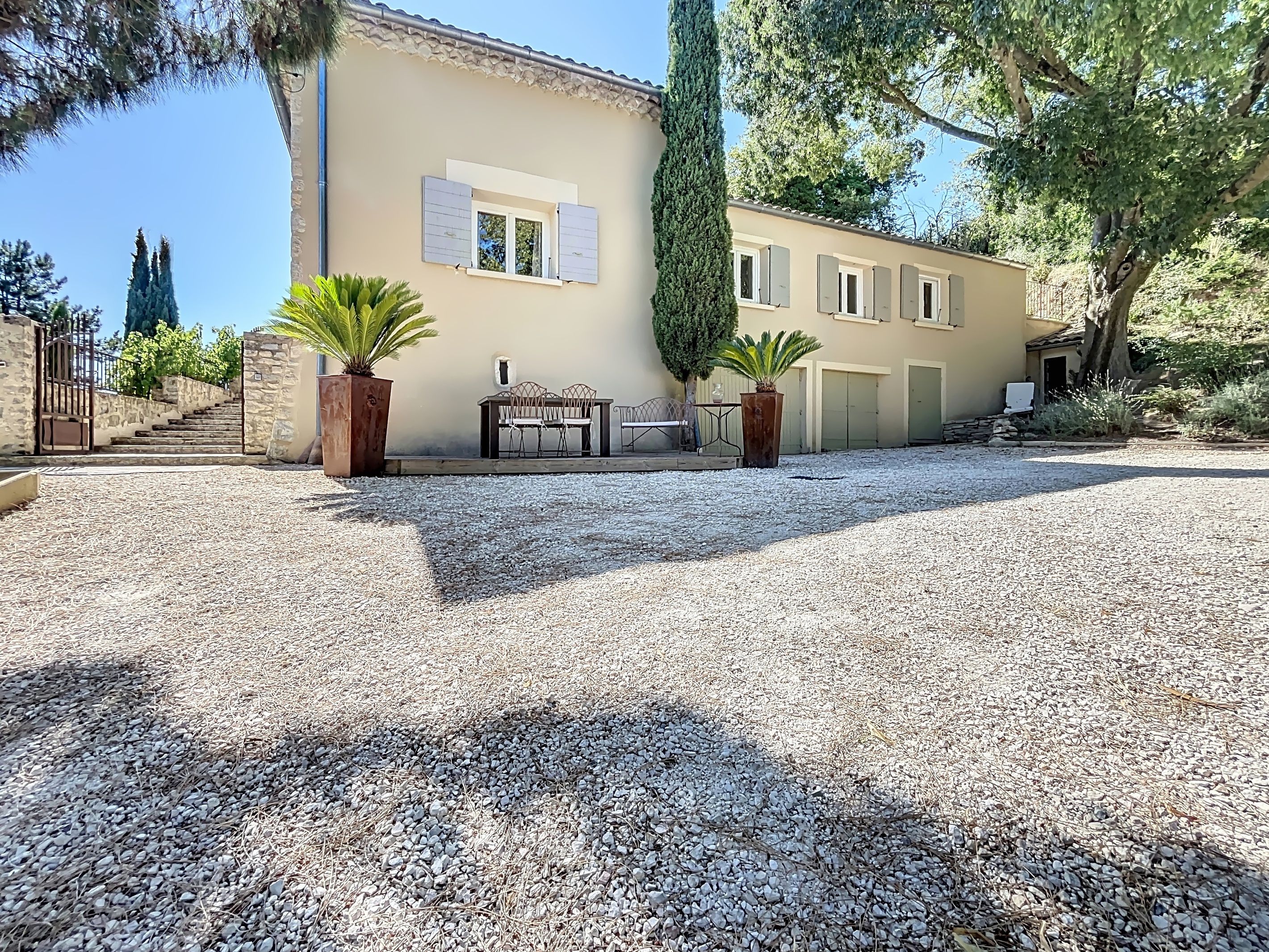 Achat immobilier Maison 9 pièces  271m2 à Mirmande (26270) - Photo n°4