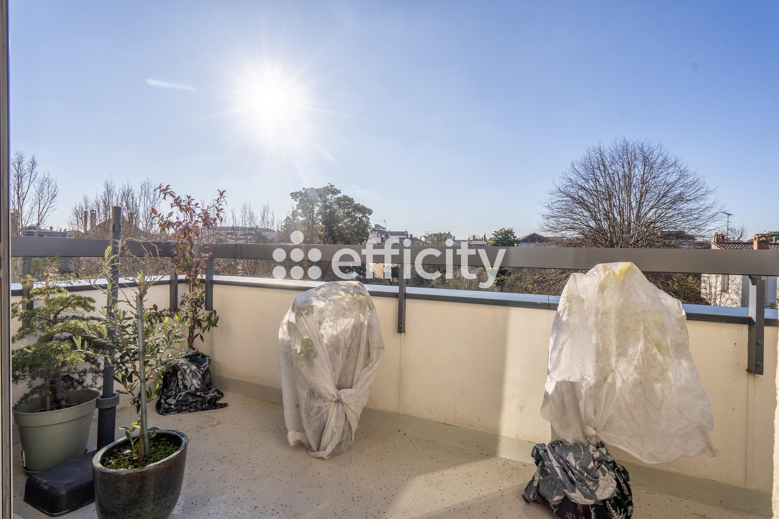 Achat immobilier Appartement 2 pièces  49m2 à Bordeaux (33000) - Photo n°4