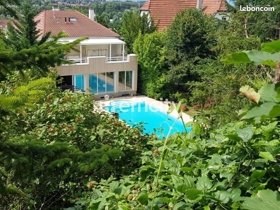 Achat immobilier Maison 8 pièces  235m2 à Brunstatt-Didenheim (68350) - Photo n°1