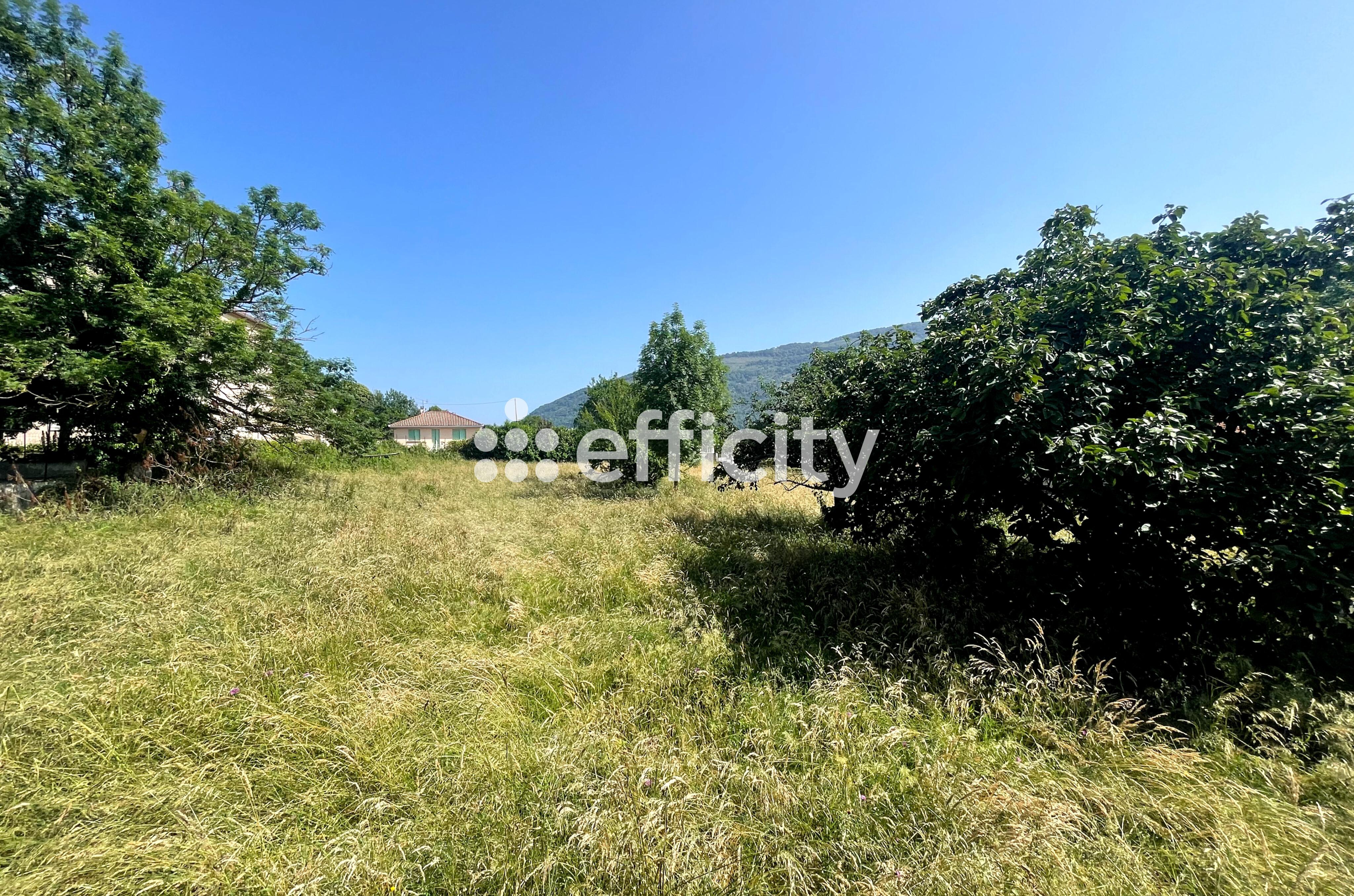 Terrain 2397 m² · à Ferrières-sur-Ariège · 2 397 m² · 120 000 €