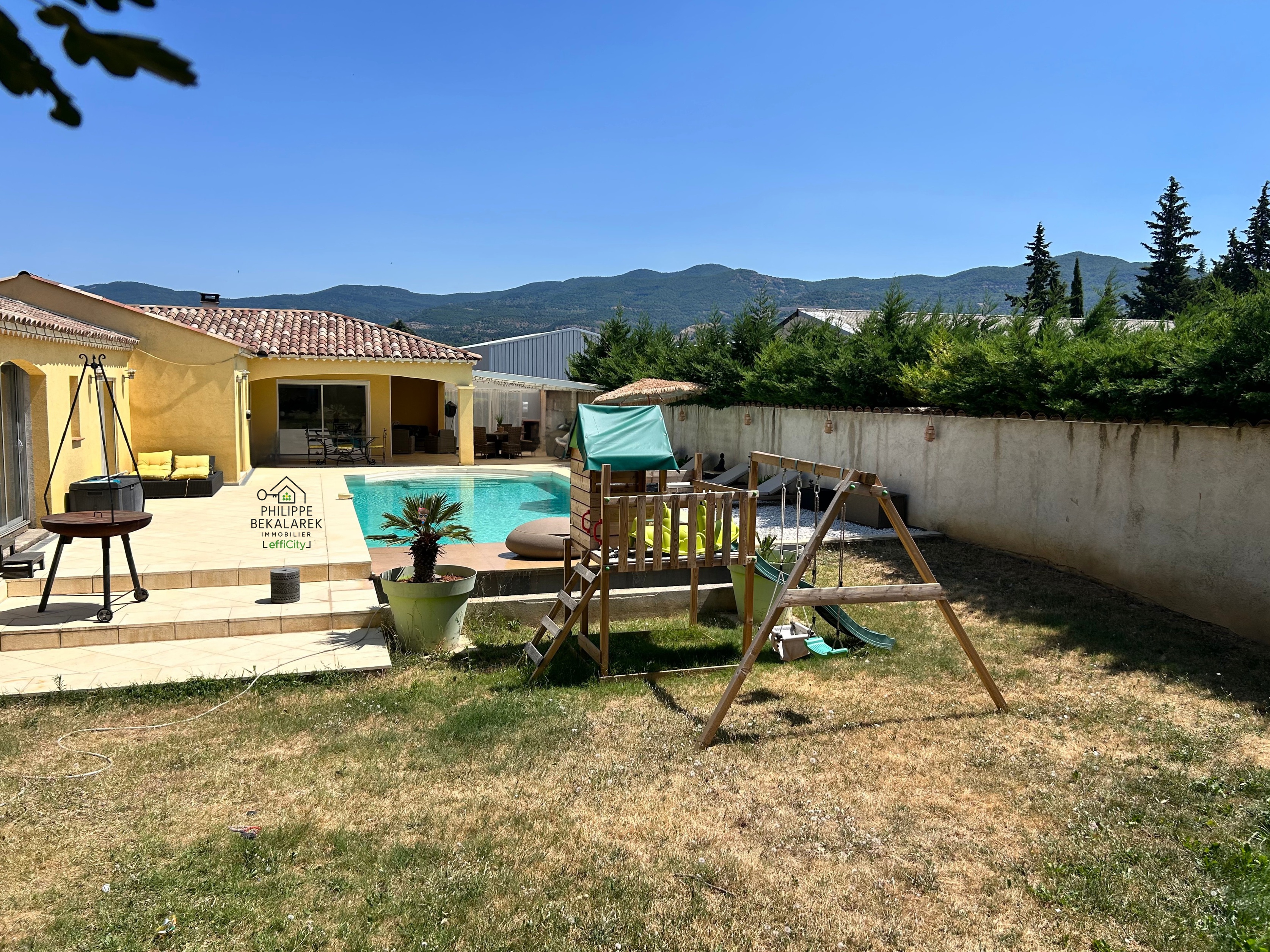 Achat immobilier Fonds de commerce   600m2 à Château-Arnoux-Saint-Auban (04160) - Photo n°10