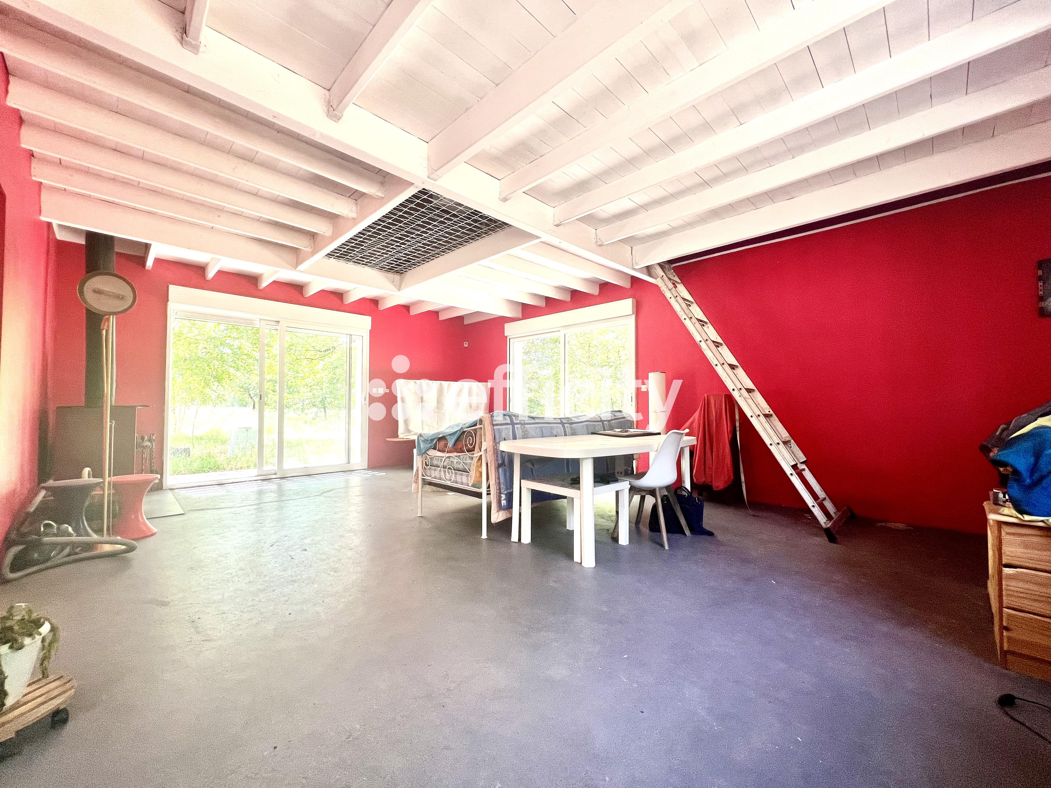 Achat immobilier Maison 9 pièces  240m2 à Sainte-Hélène (33480) - Photo n°6