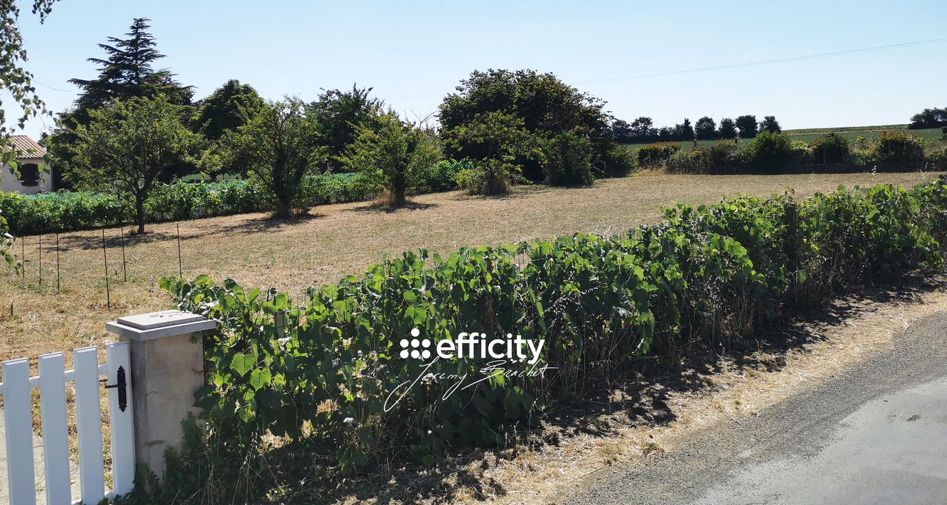 terrain  - 822,0m2 à Saint-Rémy (79410)