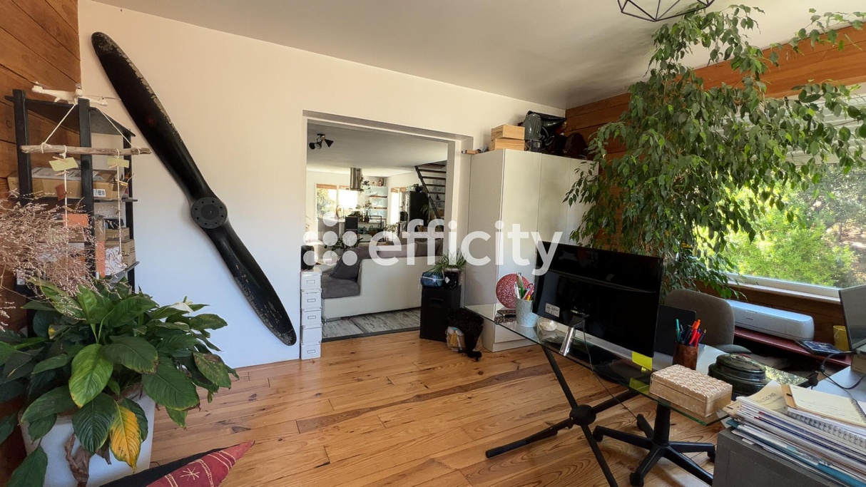 maison 4 pièces - 133m2 à Carro (13500)