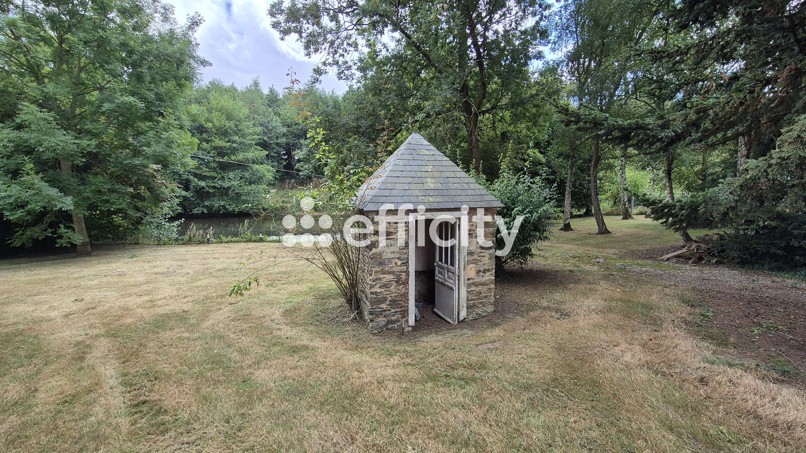 Achat immobilier Maison 15 pièces  386m2 à Caumont-sur-Aure (14240) - Photo n°14