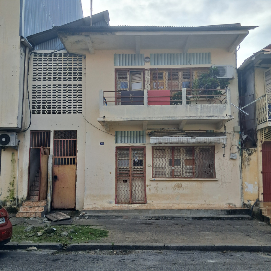 Achat immobilier Immeuble 6 pièces  200m2 à Cayenne (97300) - Photo n°1