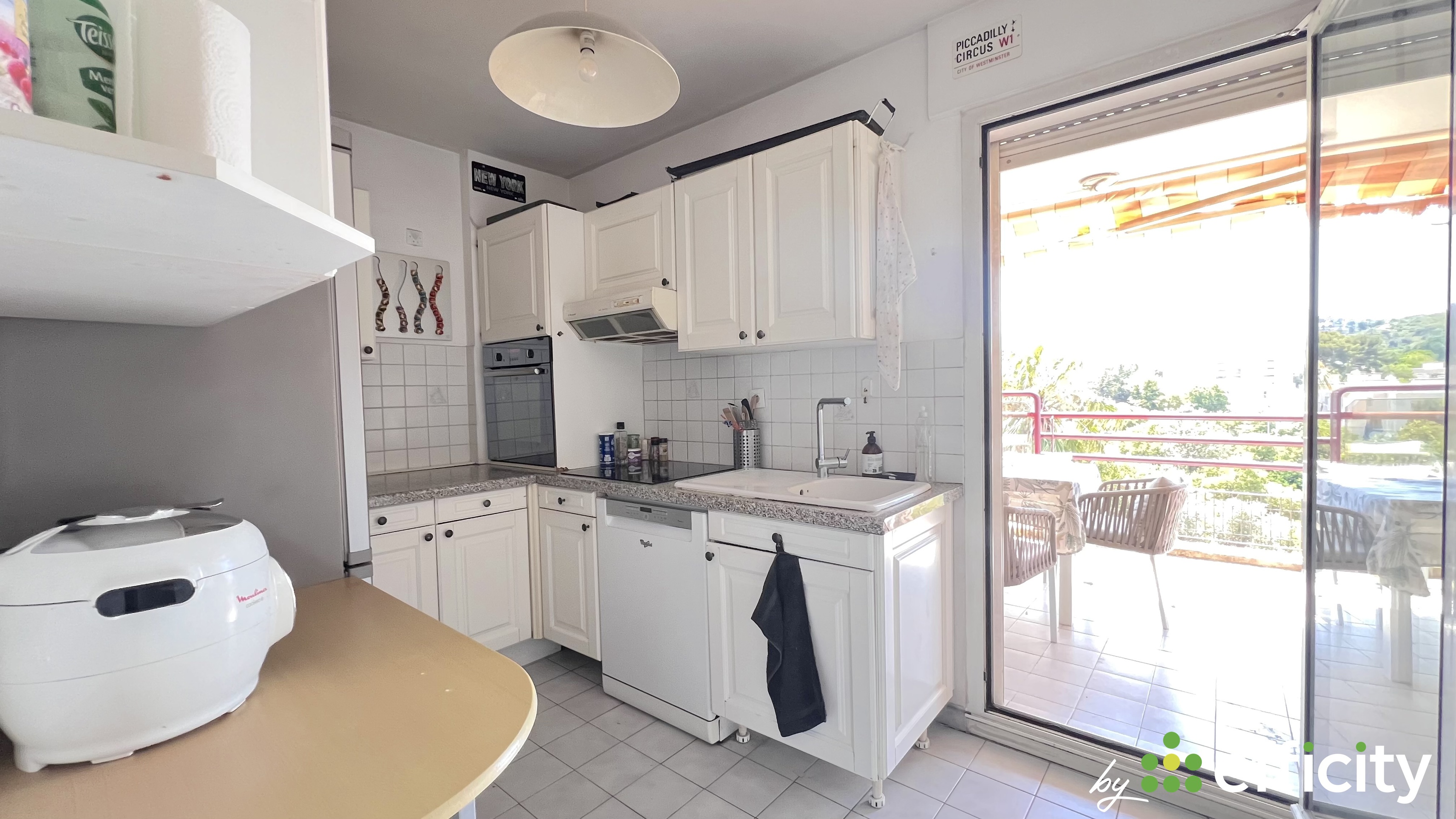 Achat immobilier Appartement 4 pièces  90m2 à Marseille (13009) - Photo n°4