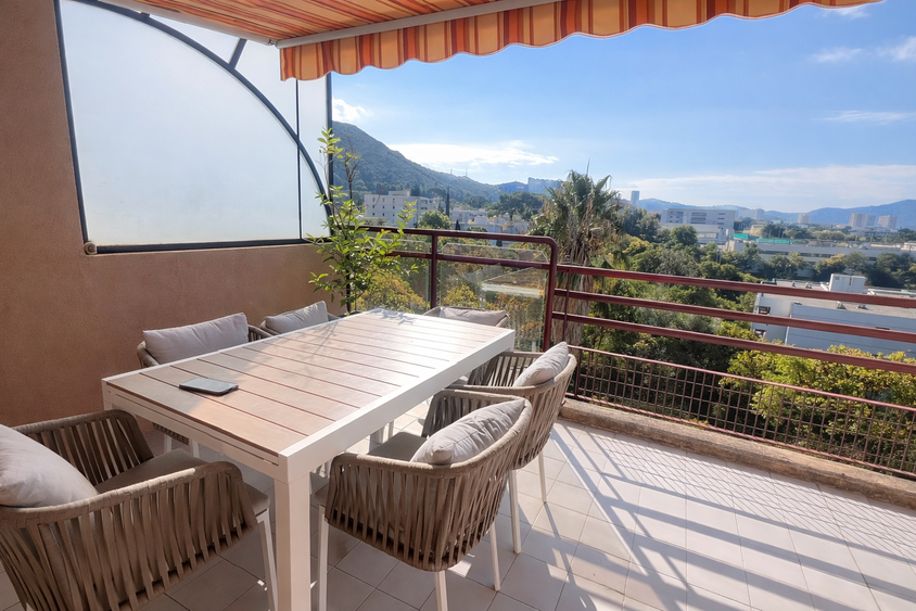 appartement 4 pièces - 90,0m2 à Marseille (13009)