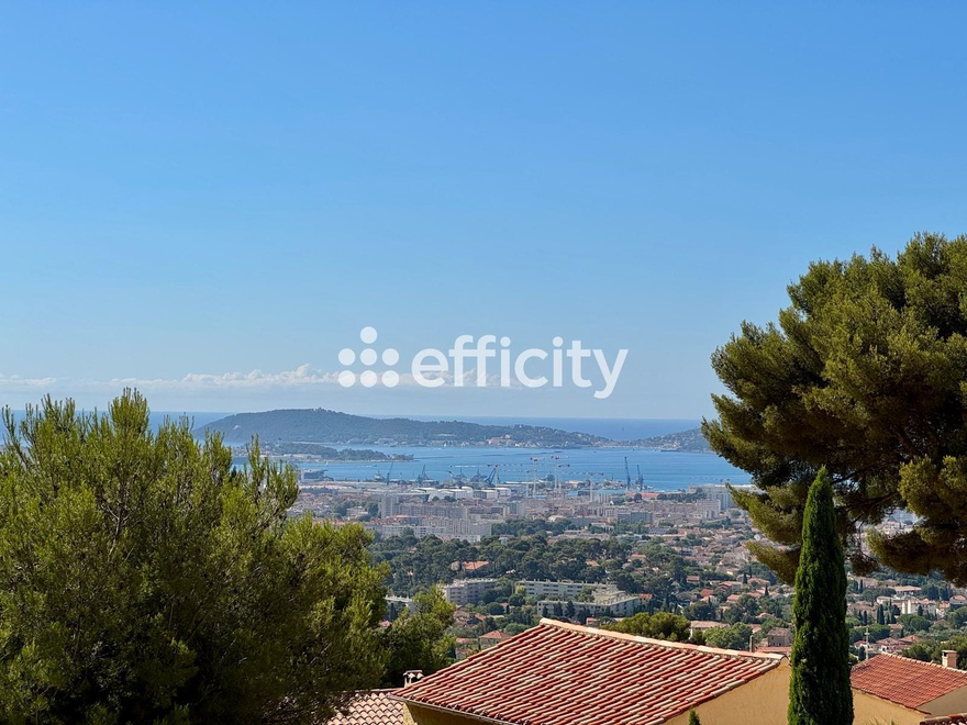 maison 4 pièces - 137,0m2 à Toulon (83200)