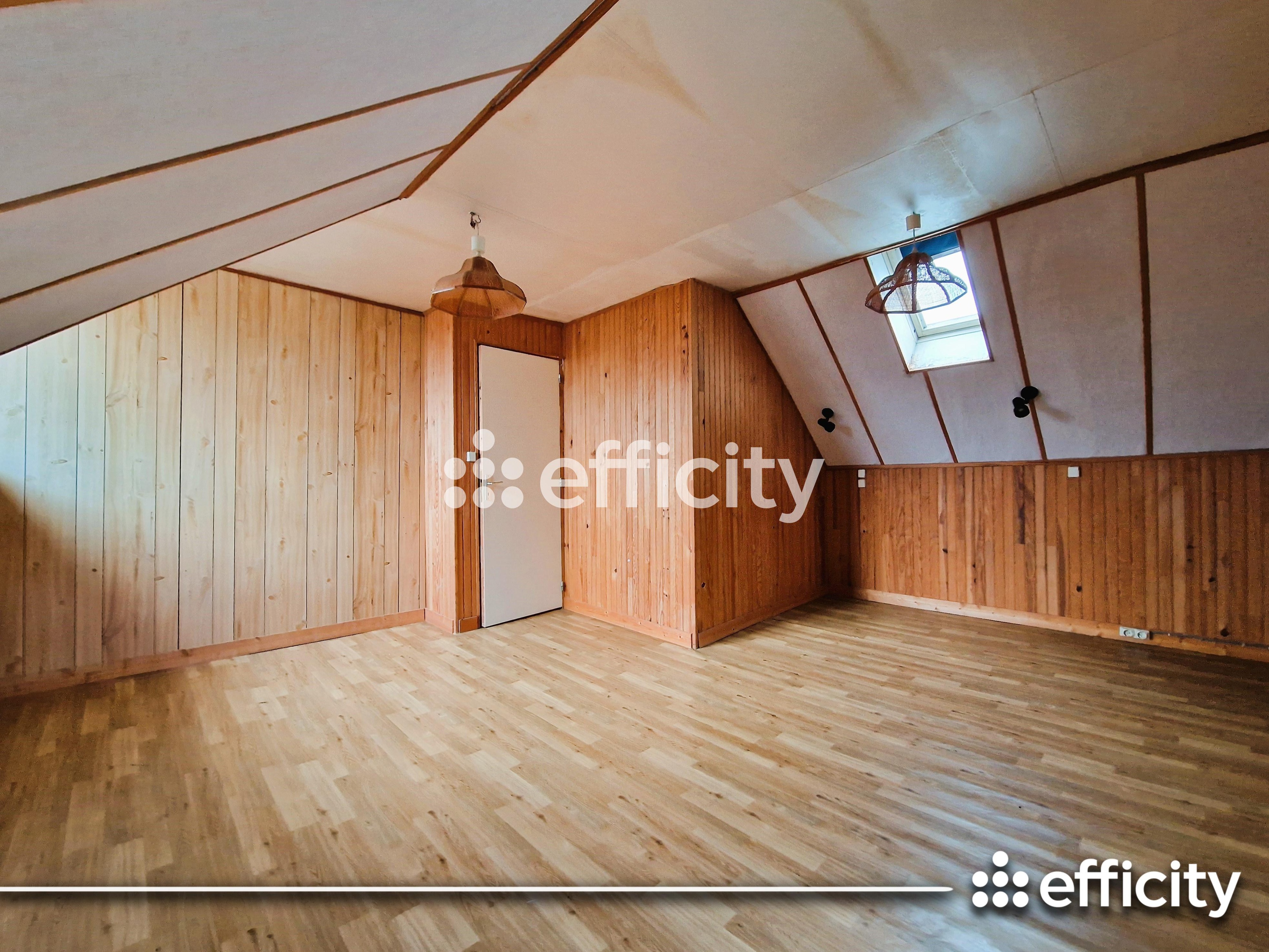 Achat immobilier Maison 8 pièces  186m2 à Scaër (29390) - Photo n°16