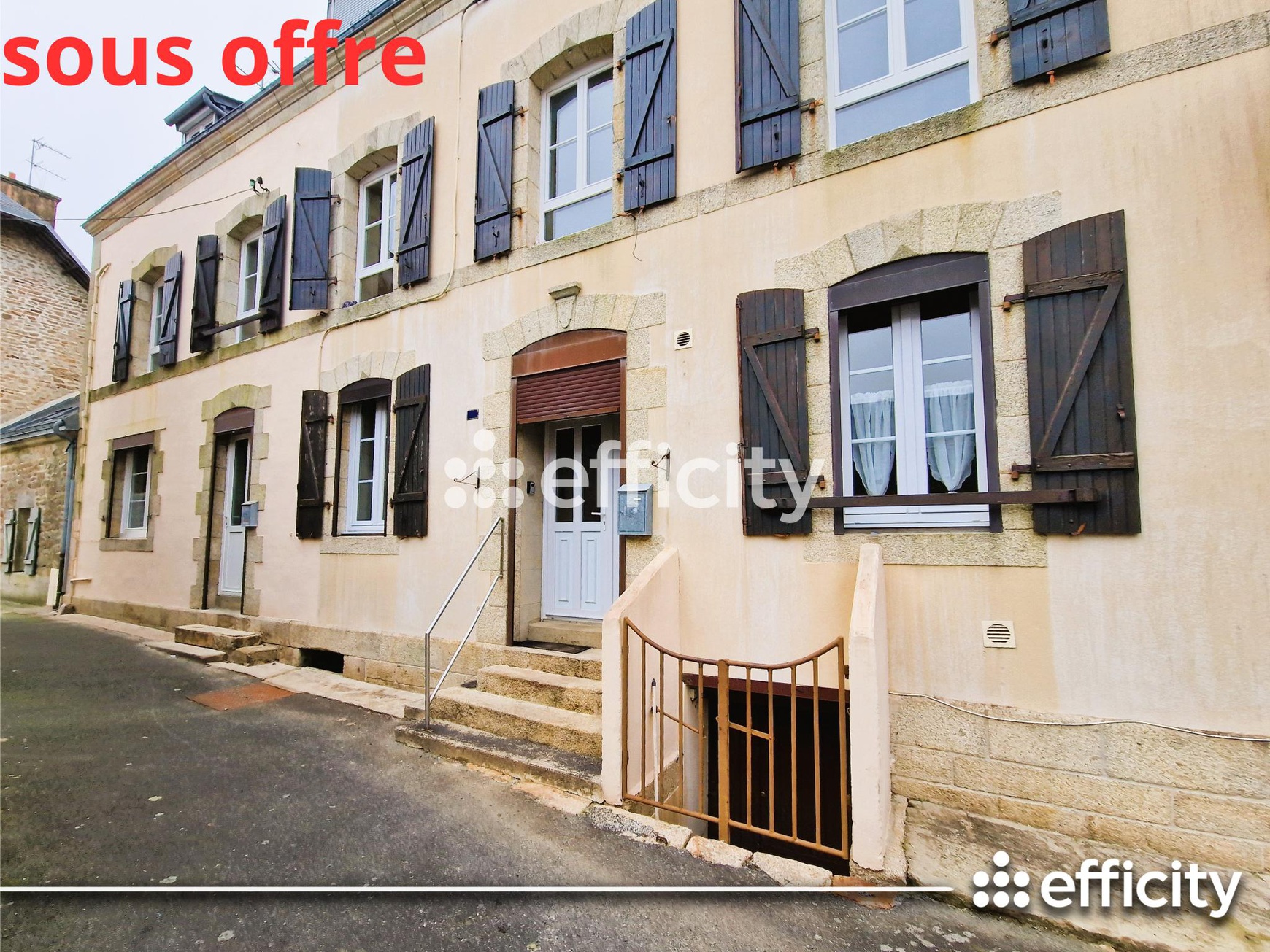 Achat immobilier Maison 8 pièces  186m2 à Scaër (29390) - Photo n°1