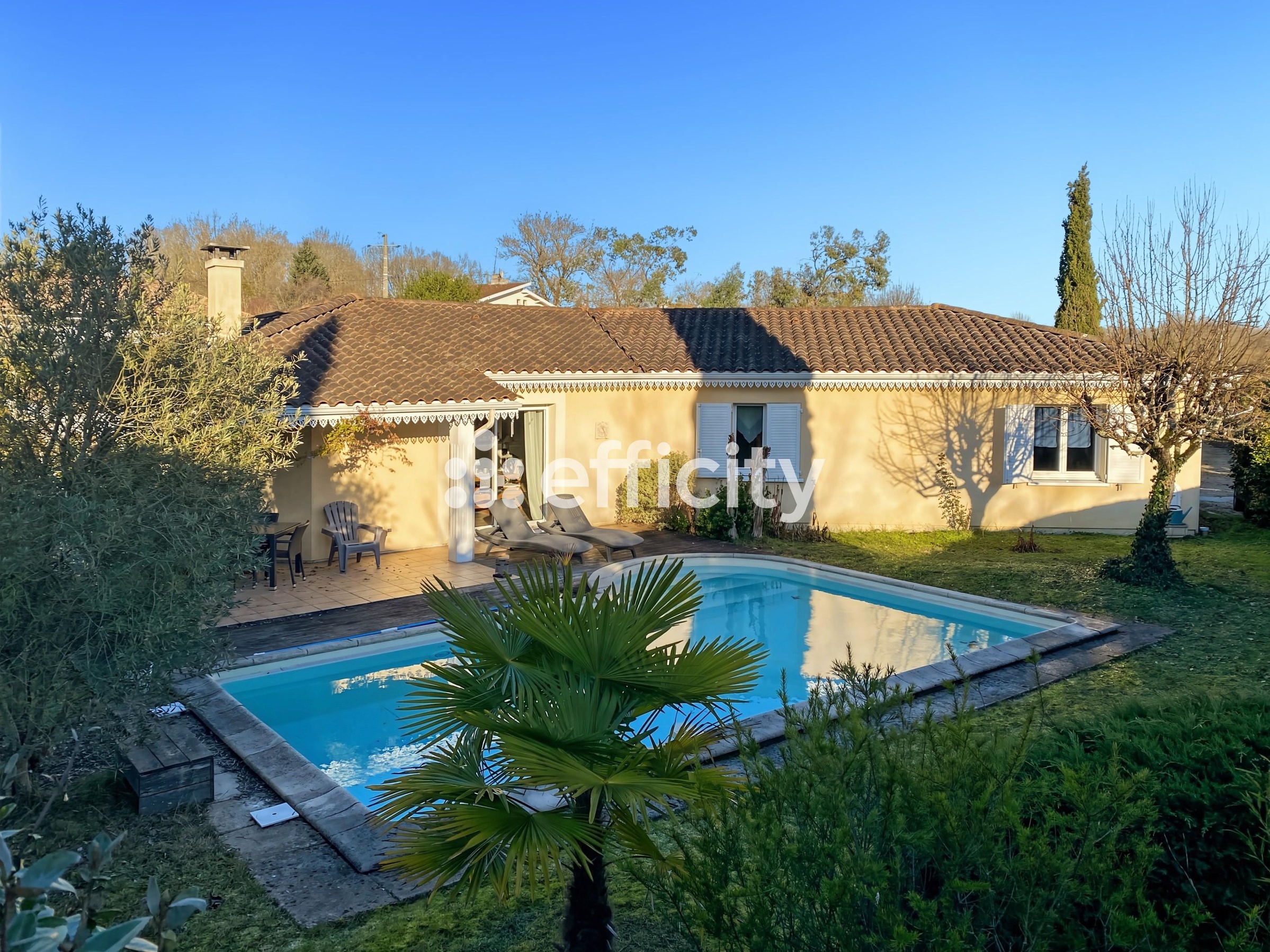 Achat immobilier Maison 5 pièces  140m2 à Montussan (33450) - Photo n°1