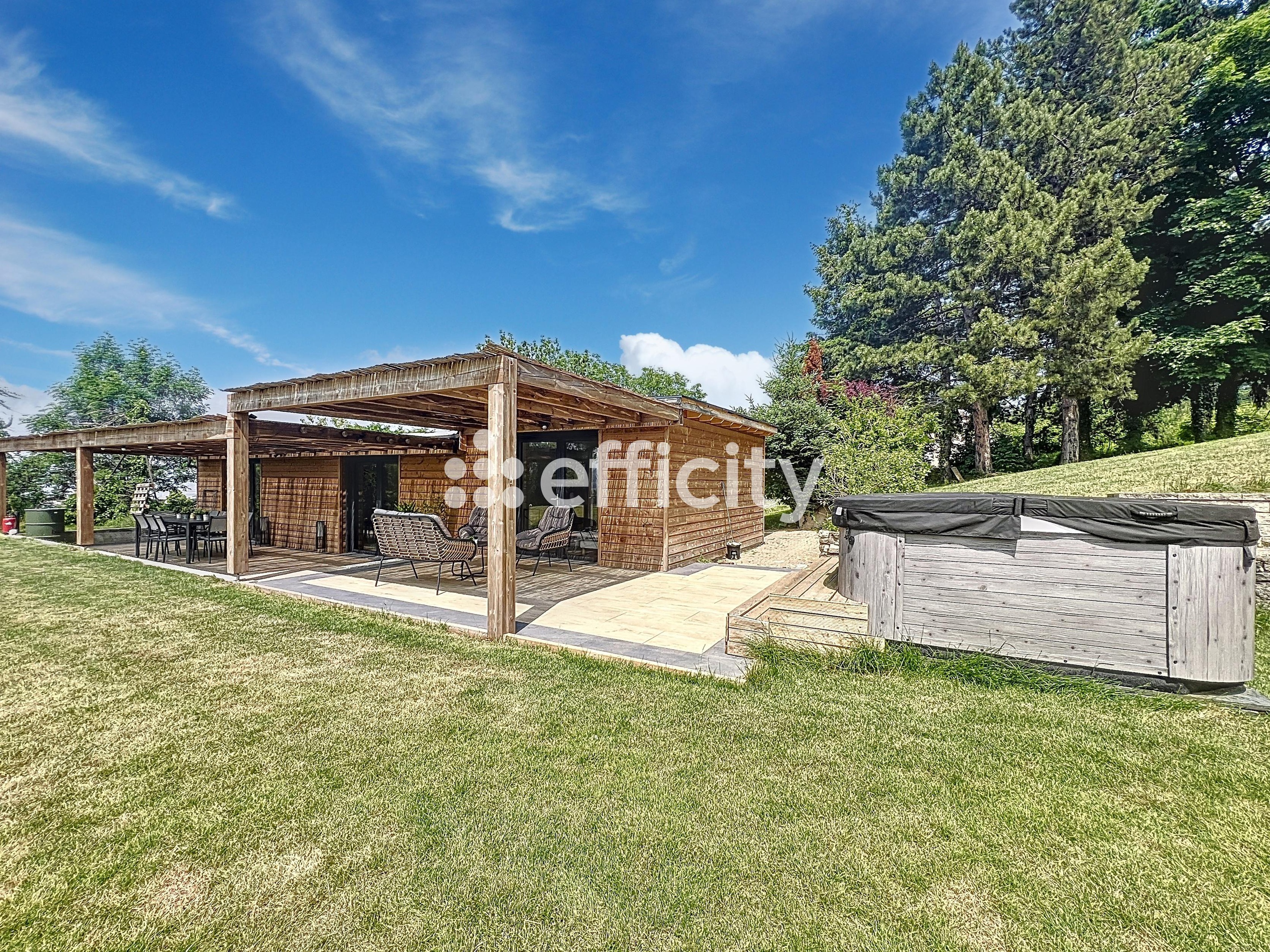 Achat immobilier Maison 5 pièces  243m2 à Le Puy-en-Velay (43000) - Photo n°30