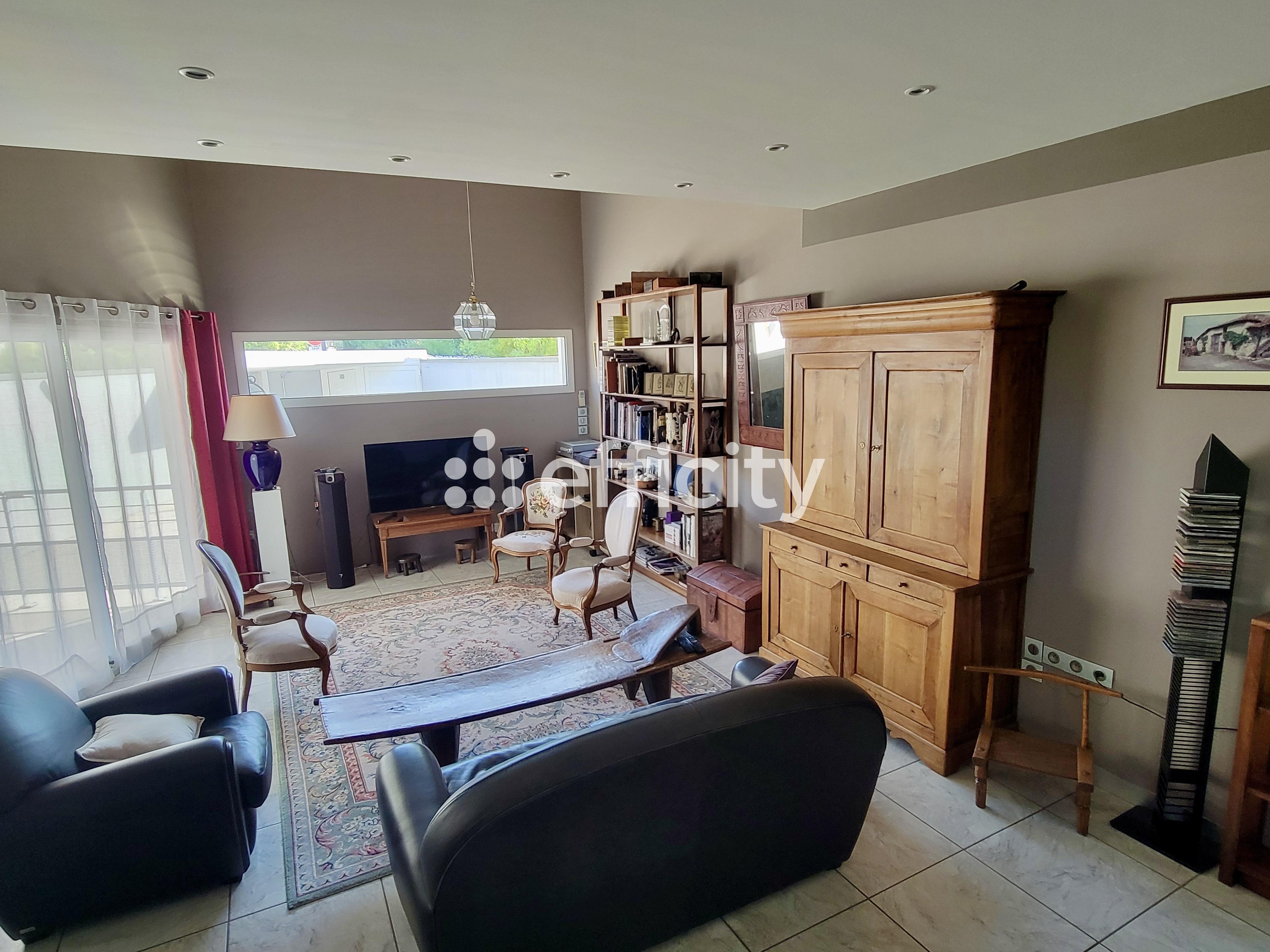Achat immobilier Maison 5 pièces  210m2 à Valence (26000) - Photo n°5