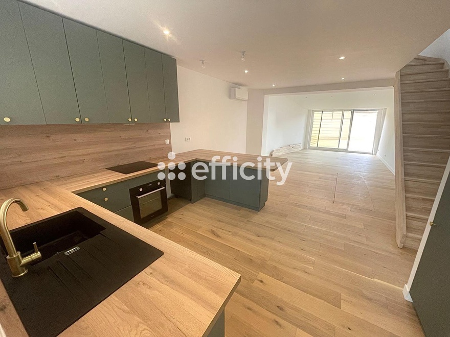 maison 4 pièces - 100m2 à Lille (59000)