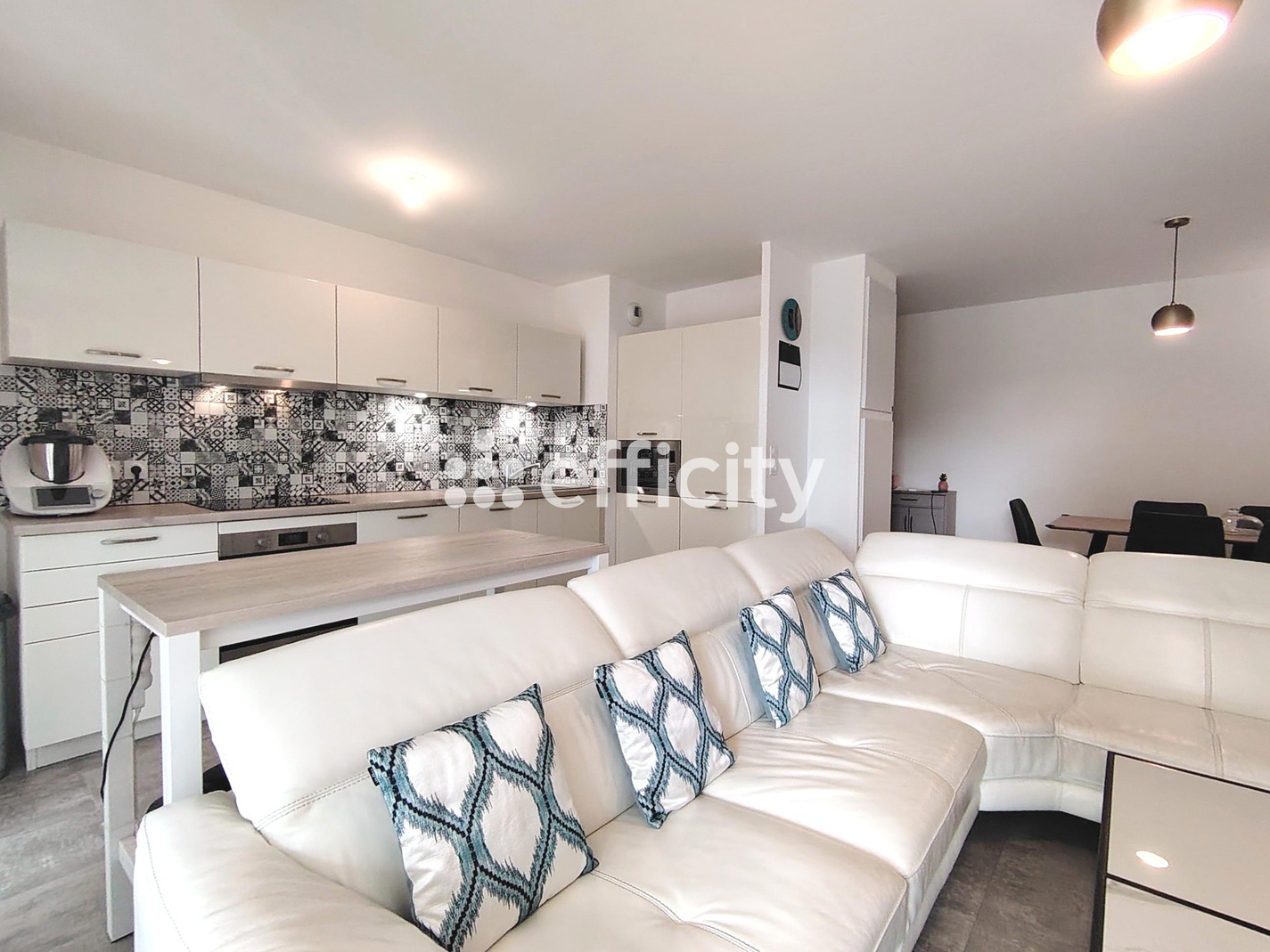 appartement 4 pièces - 80m2 à Lille (59800)