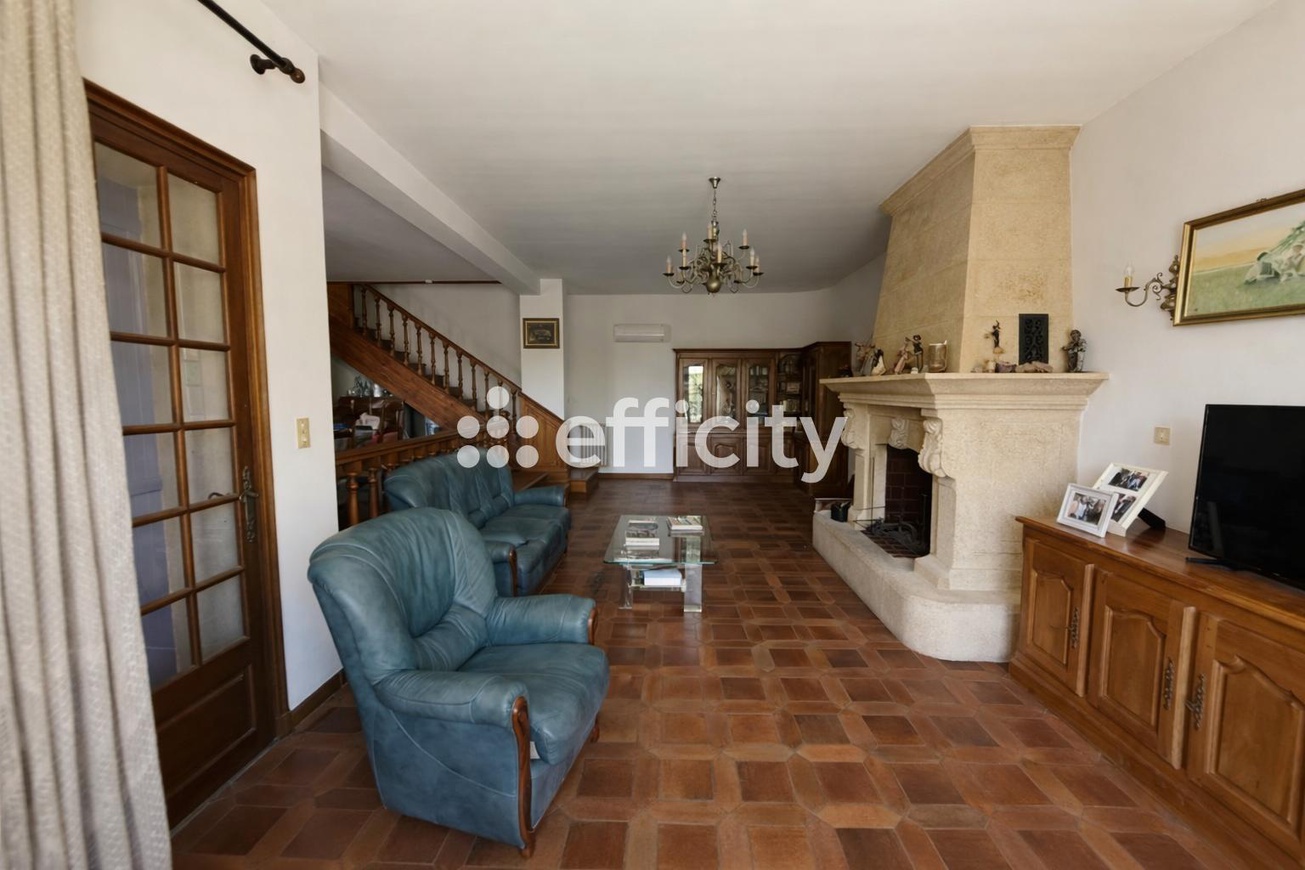 Achat immobilier Maison 7 pièces  245m2 à Carry-le-Rouet (13620) - Photo n°1
