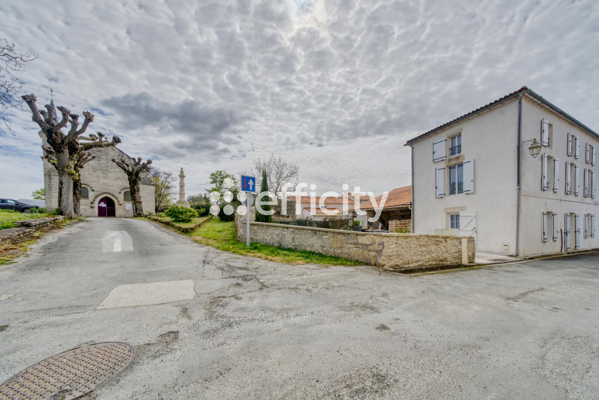 Achat immobilier Maison 6 pièces  130m2 à Landrais (17290) - Photo n°1