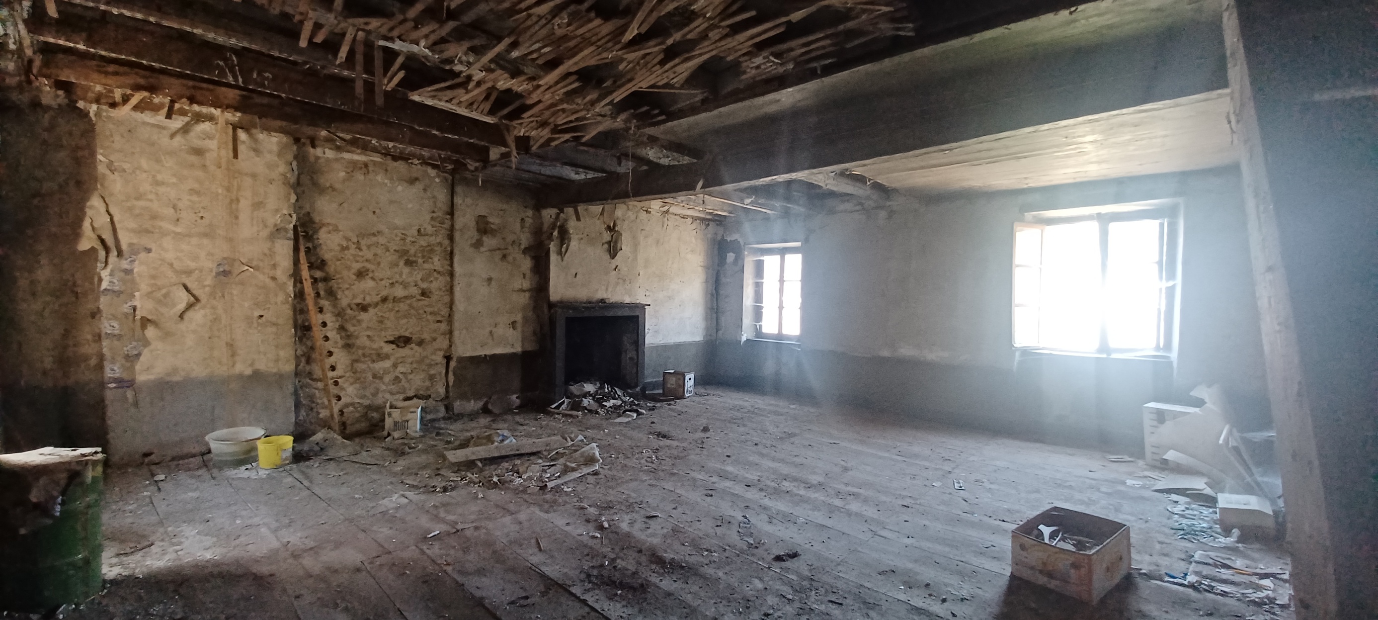 Achat immobilier Maison 5 pièces  250m2 à Chaudes-Aigues (15110) - Photo n°5