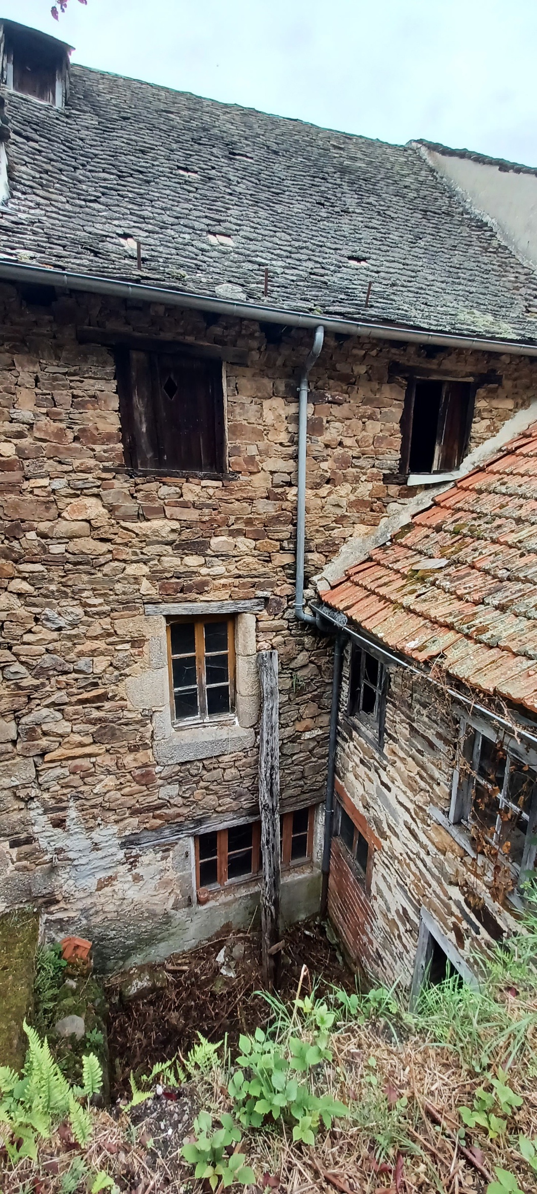 Achat immobilier Maison 5 pièces  250m2 à Chaudes-Aigues (15110) - Photo n°13