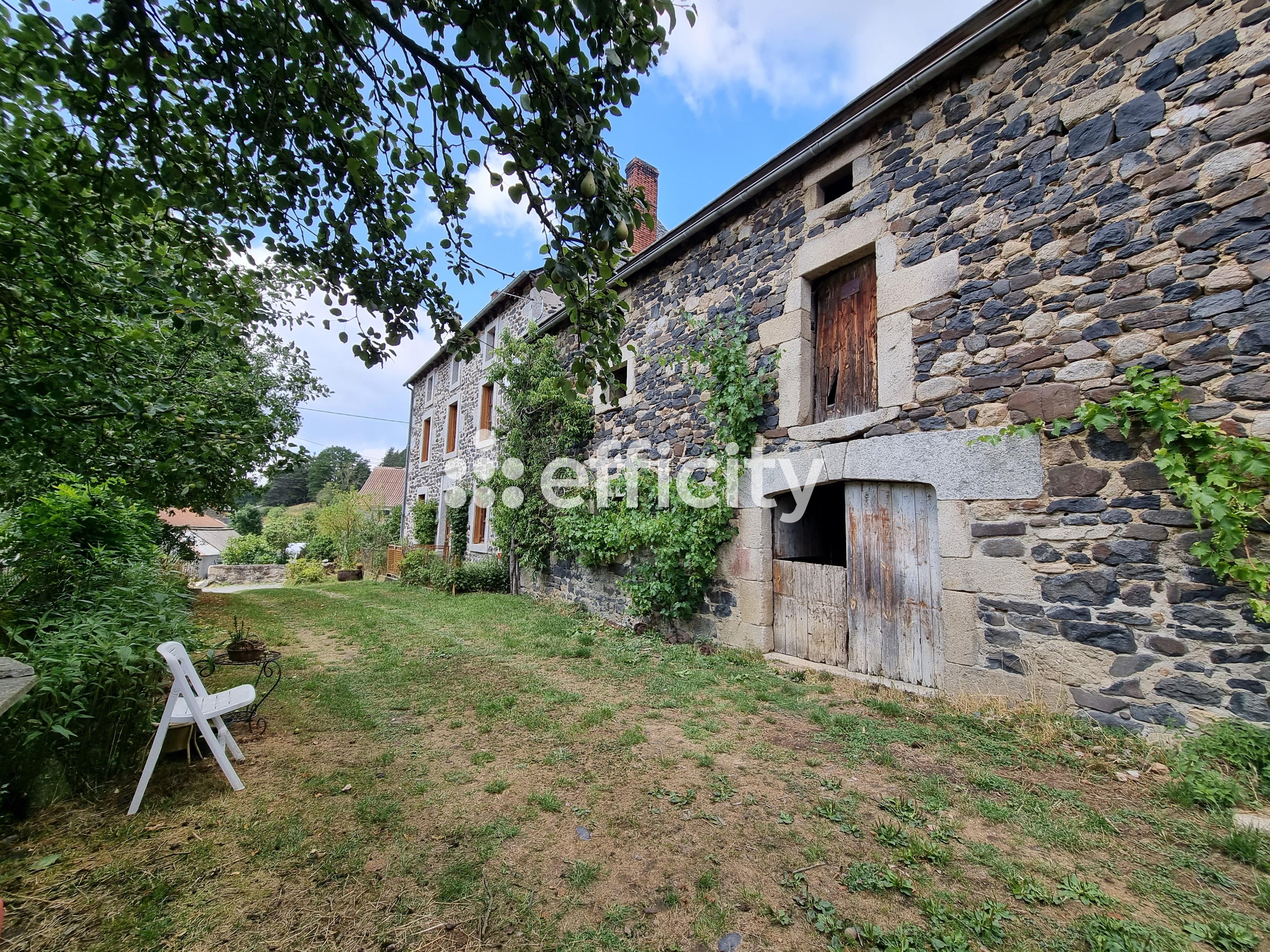 Achat immobilier Maison 8 pièces  133m2 à Lorcières (15320) - Photo n°14
