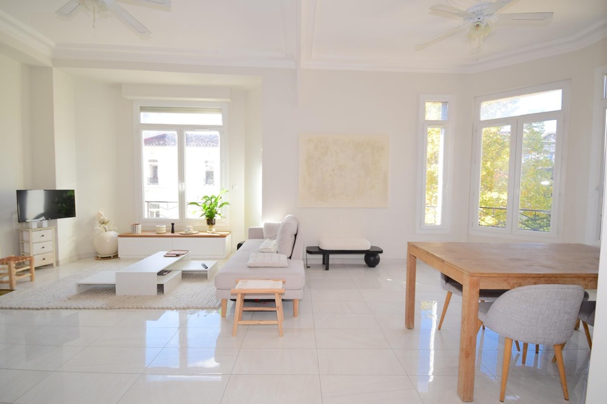 appartement 4 pièces - 96m2 à Marseille (13006)