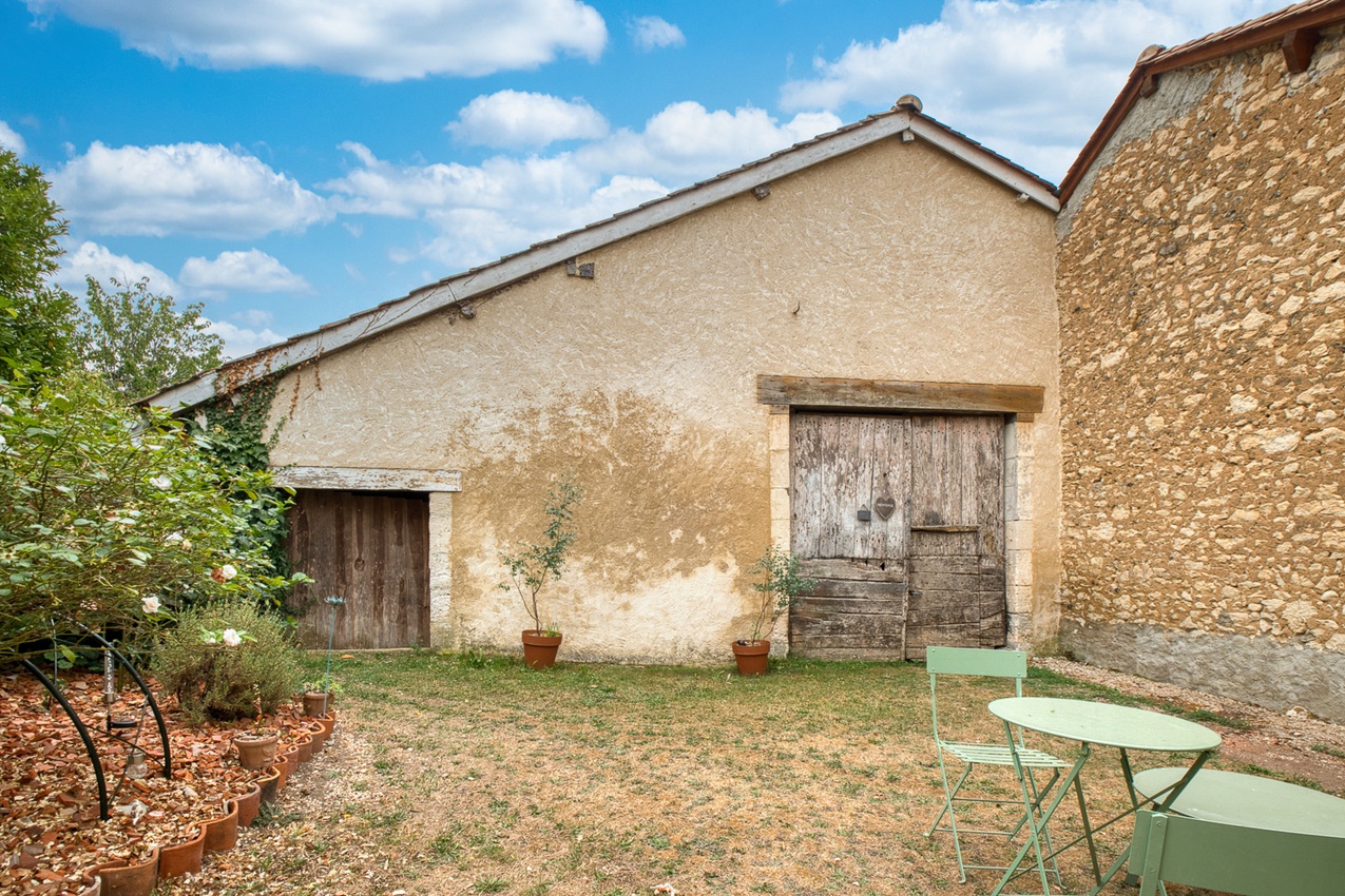 Achat immobilier Maison 7 pièces  145m2 à Tocane-Saint-Apre (24350) - Photo n°10