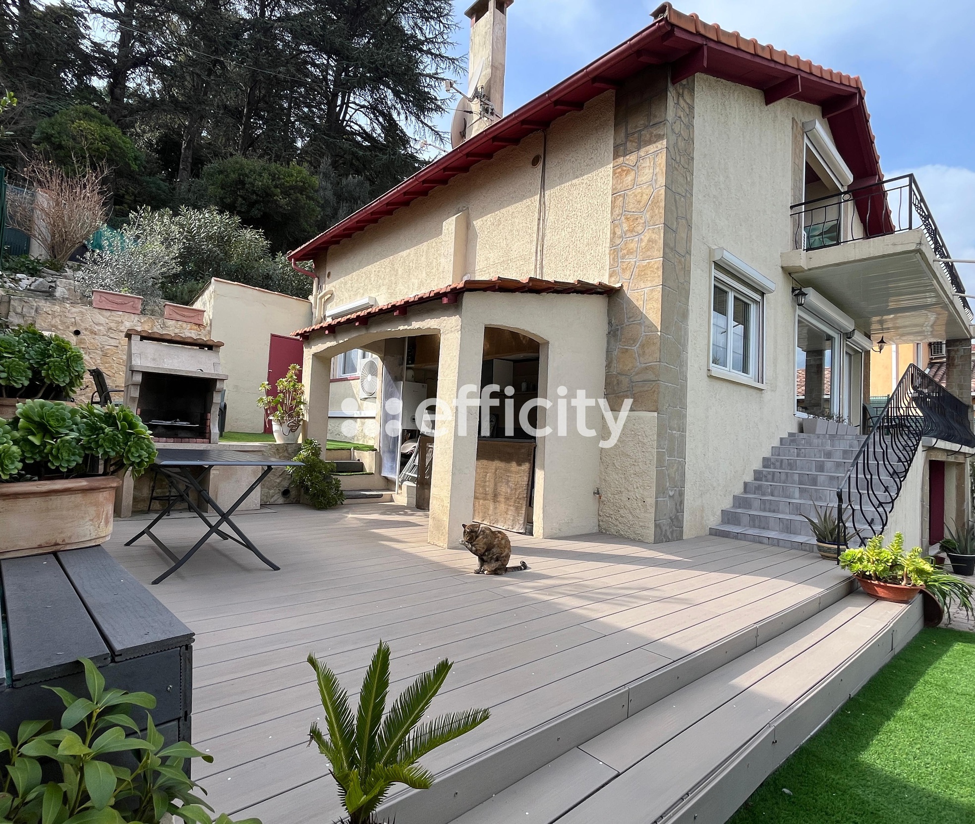 maison 4 pièces - 136m2 à Cagnes-sur-Mer (06800)