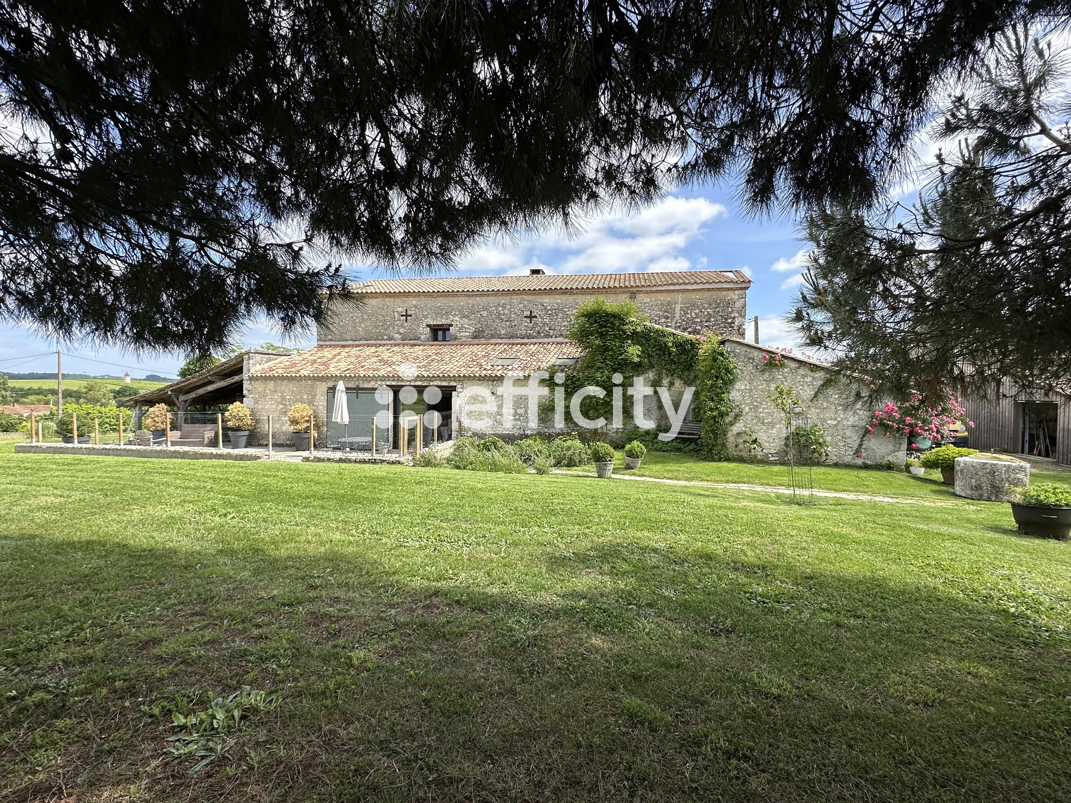 Achat immobilier Maison 8 pièces  212m2 à Duras (47120) - Photo n°20