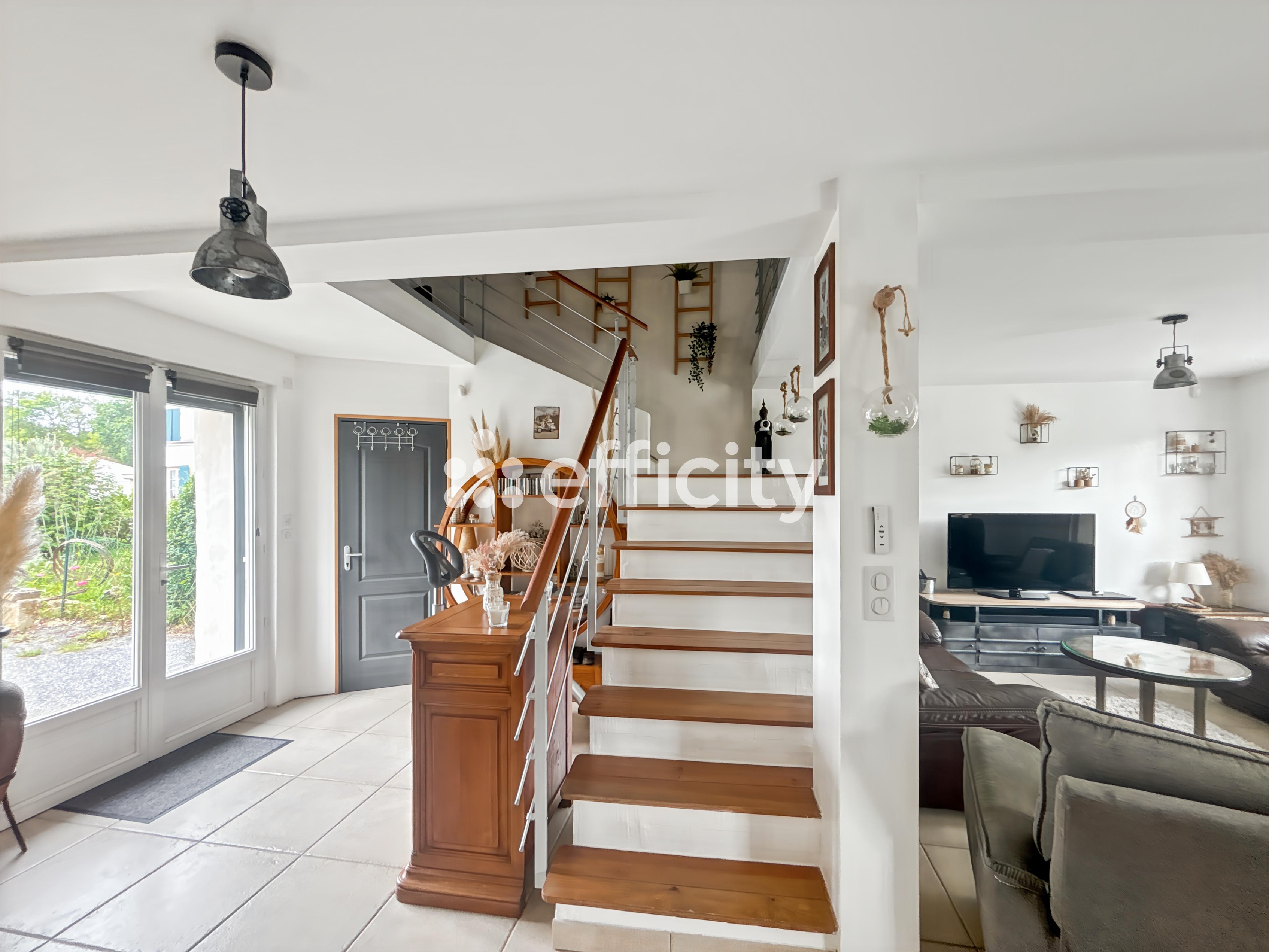 Achat immobilier Maison 6 pièces  192m2 à Nantillé (17770) - Photo n°9