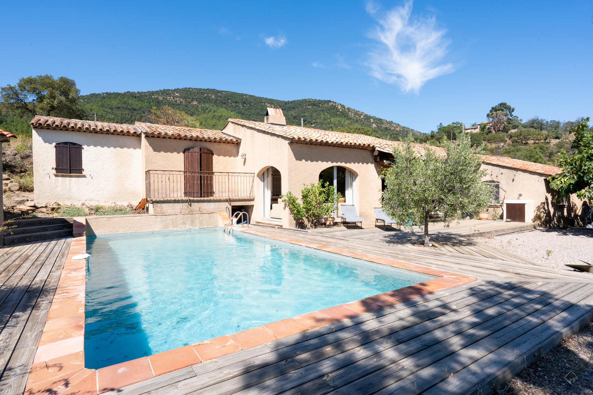 maison 6 pièces - 190m2 à Le Plan-de-la-Tour (83120)