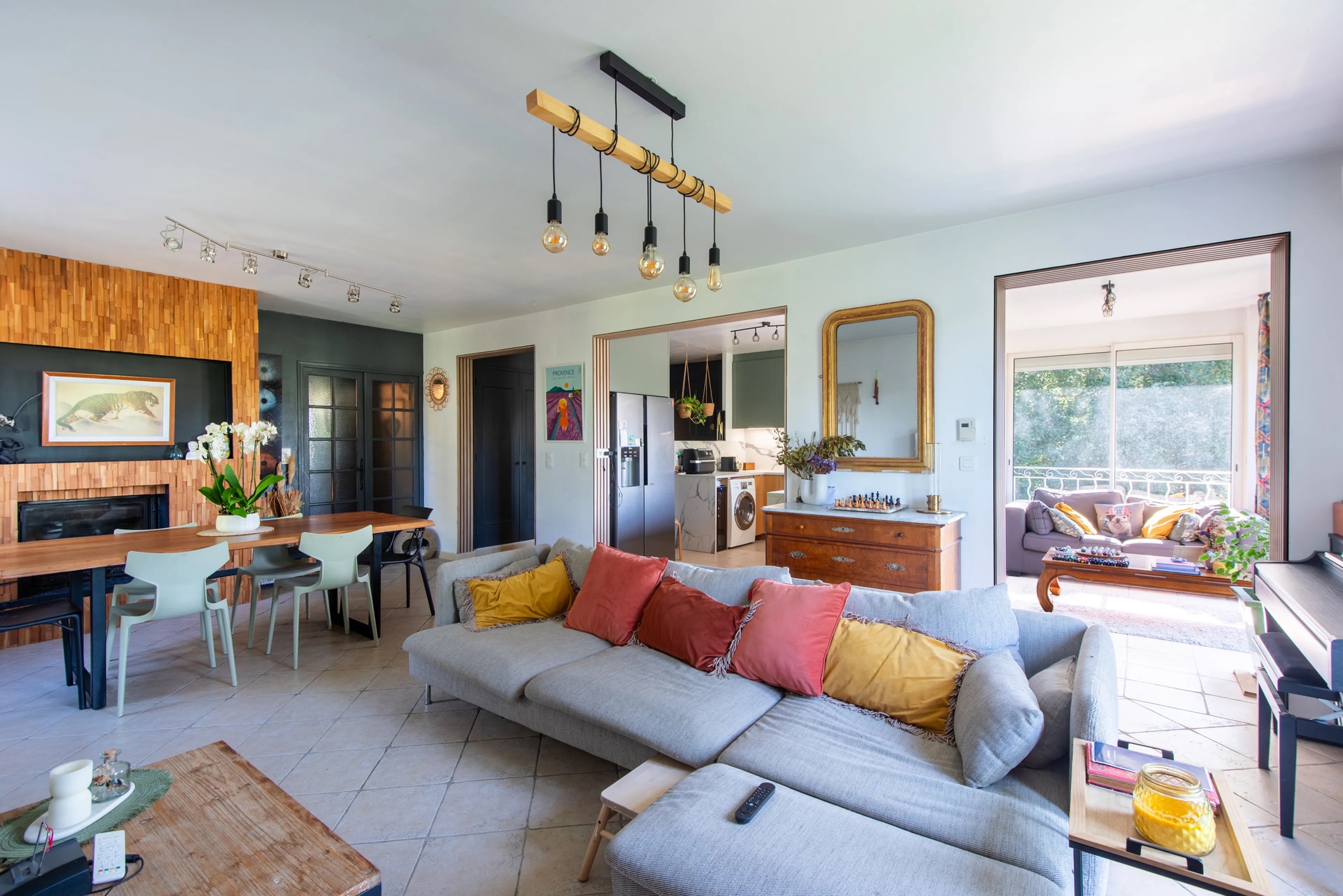 maison 10 pièces - 255,0m2 à Mérindol (84360)