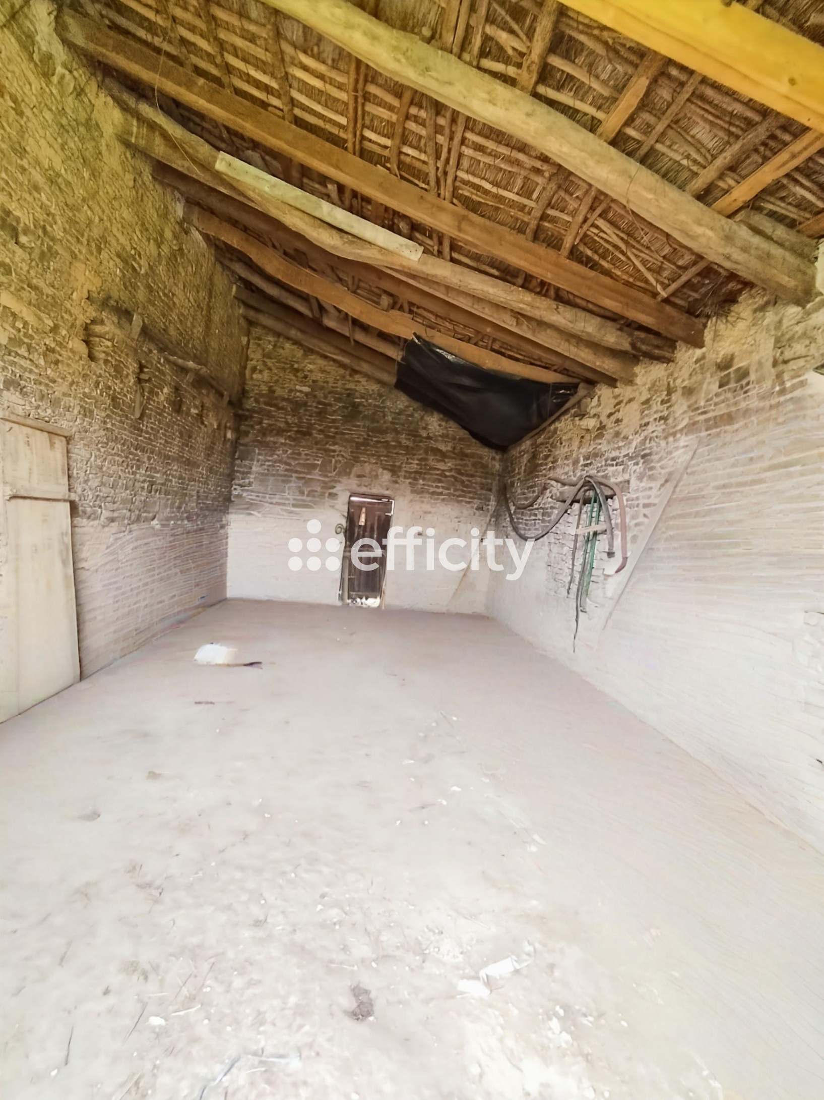 Achat immobilier Maison 4 pièces  282m2 à Ferrières (17170) - Photo n°1