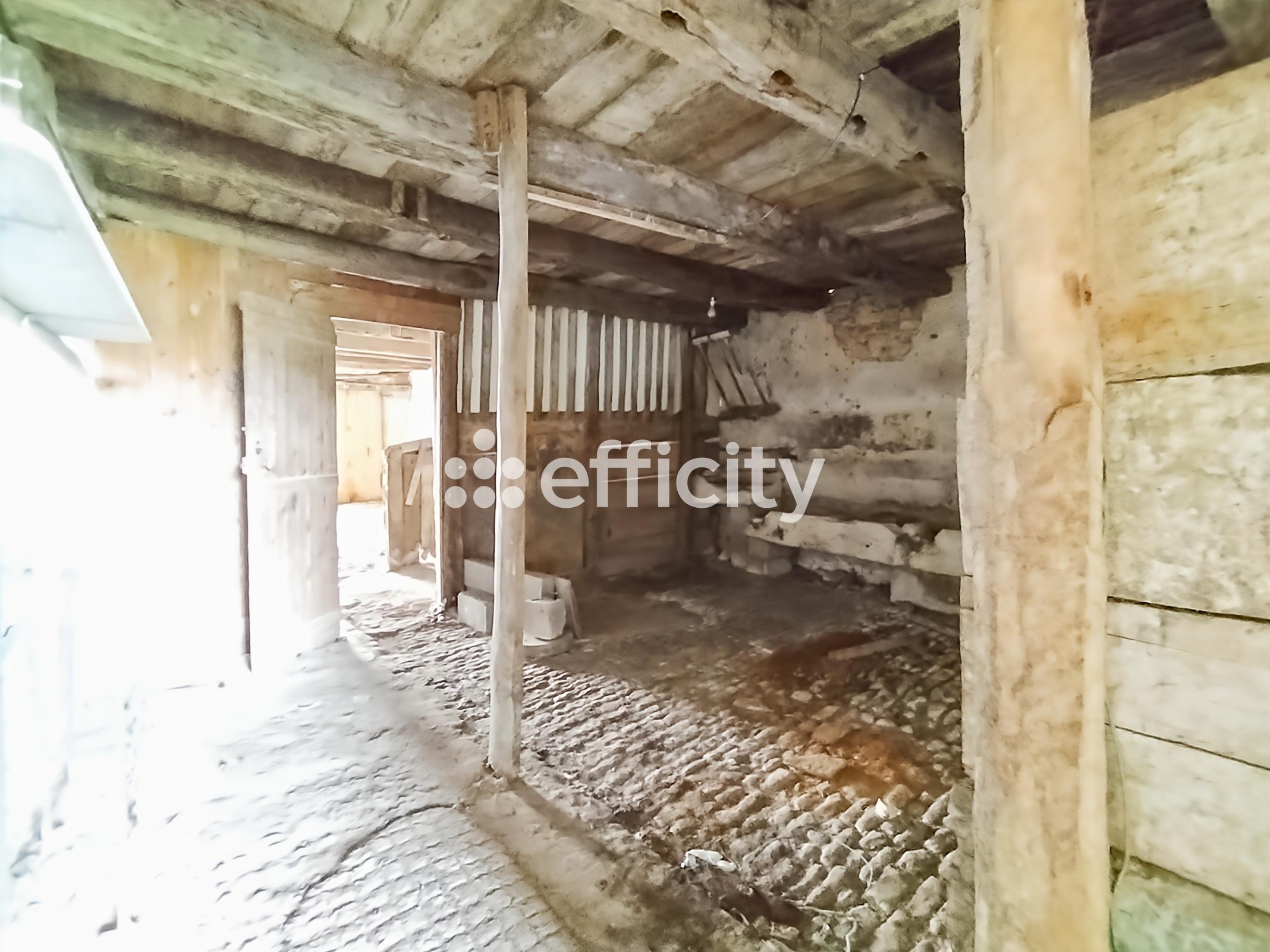 Achat immobilier Maison 4 pièces  282m2 à Ferrières (17170) - Photo n°4
