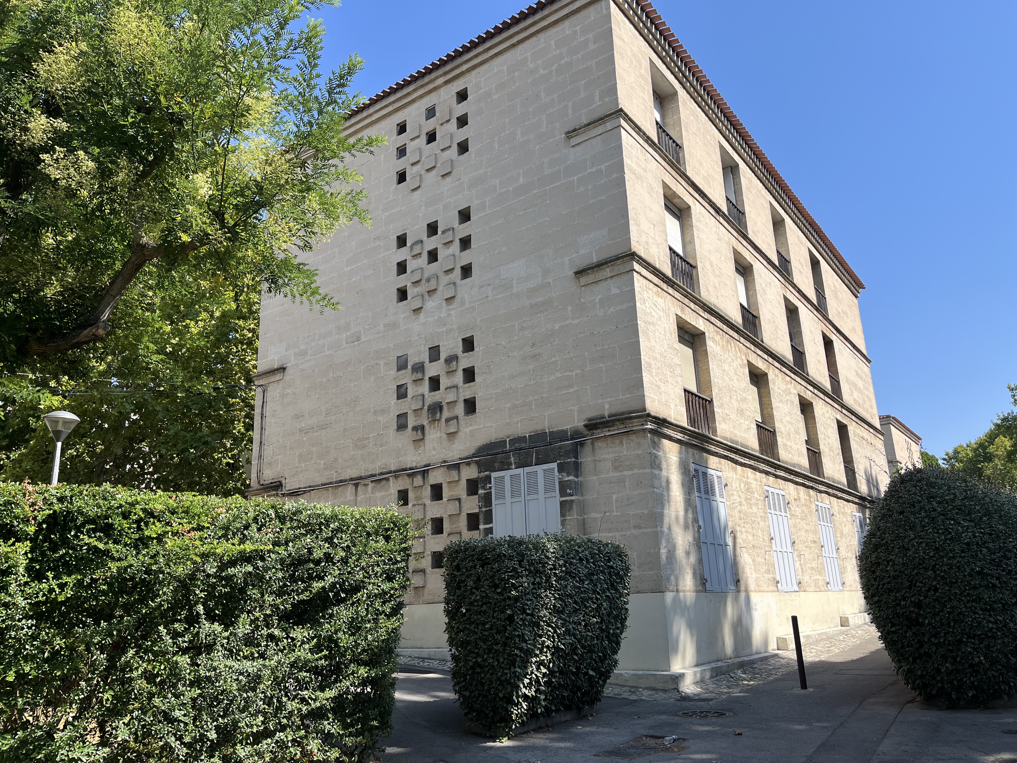 Achat immobilier Appartement 4 pièces  80m2 à Aix-en-Provence (13100) - Photo n°1