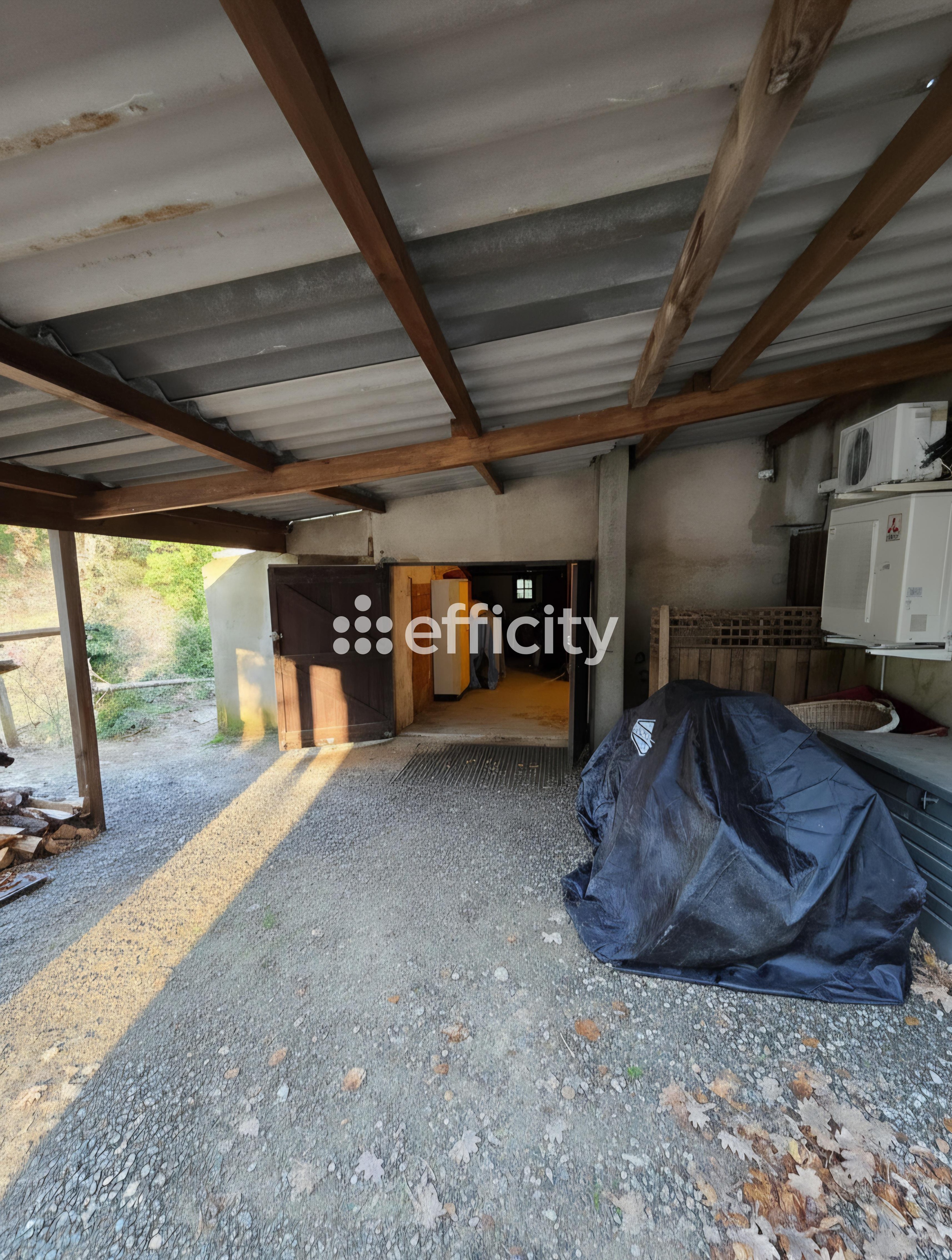 Achat immobilier Maison 8 pièces  200m2 à La Garde-Freinet (83680) - Photo n°26